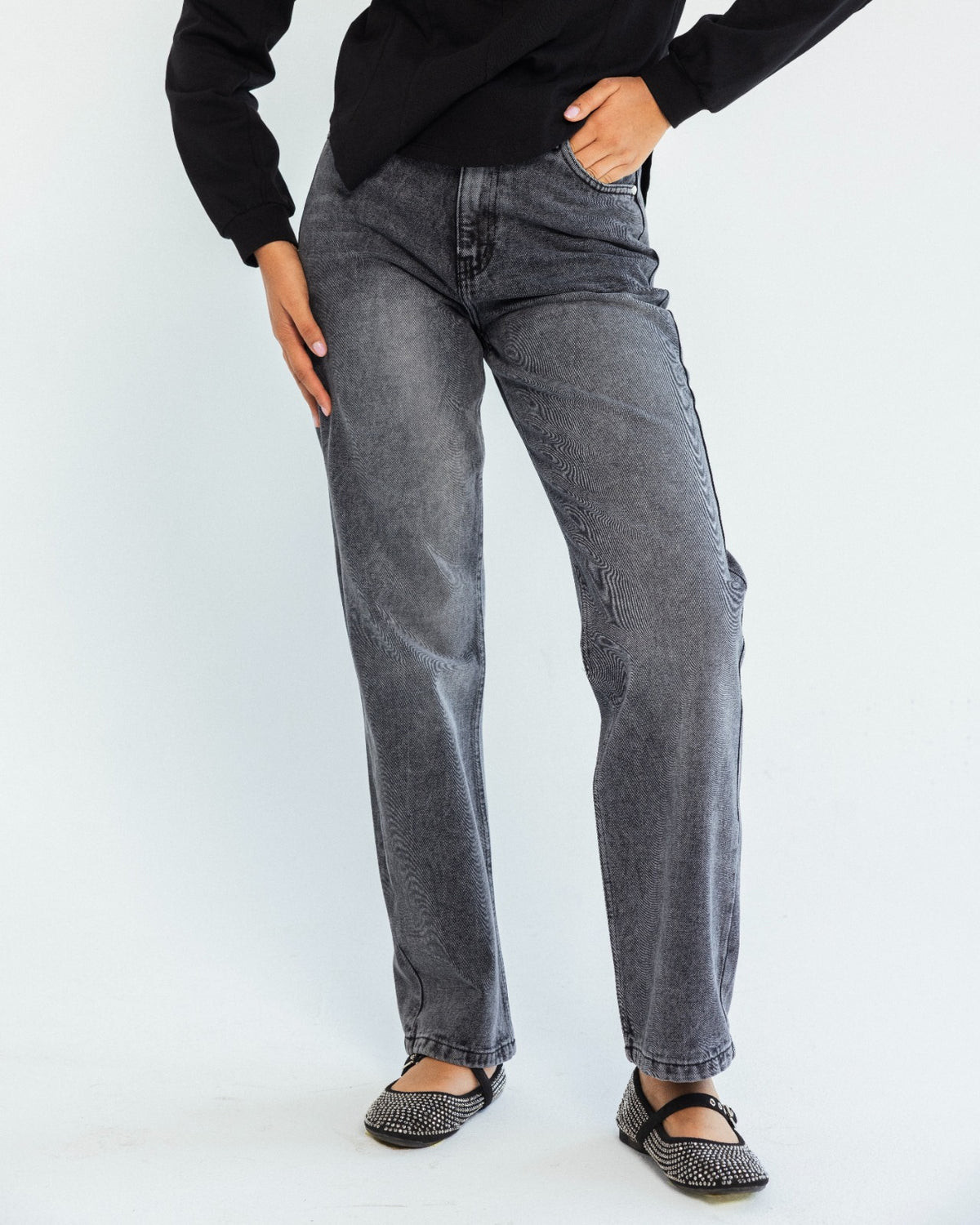 STRAIGHT DENIM PANTS-GRAY