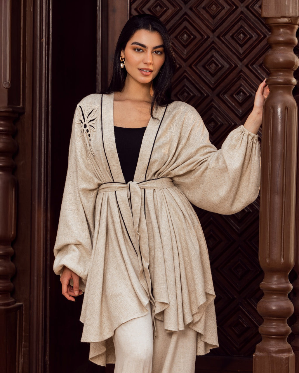 PURE LINEN PIPING CARDIGAN-BEIGE