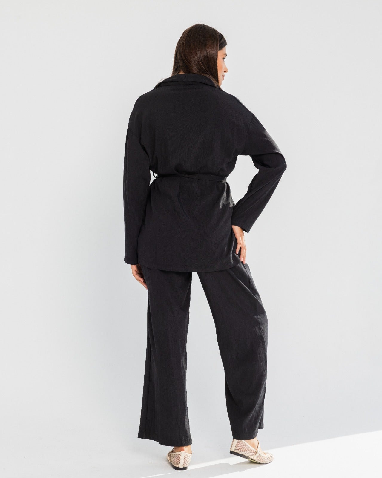 PLAIN SHORT CARDIGAN-BLACK