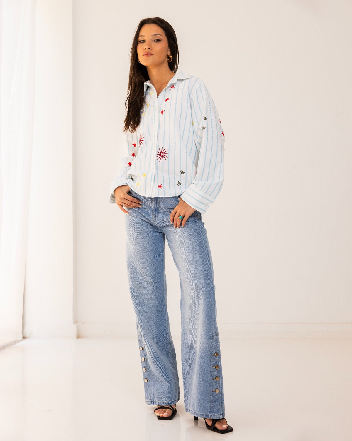 BUTTONS WIDE LEG PANTS-LIGHT BLUE