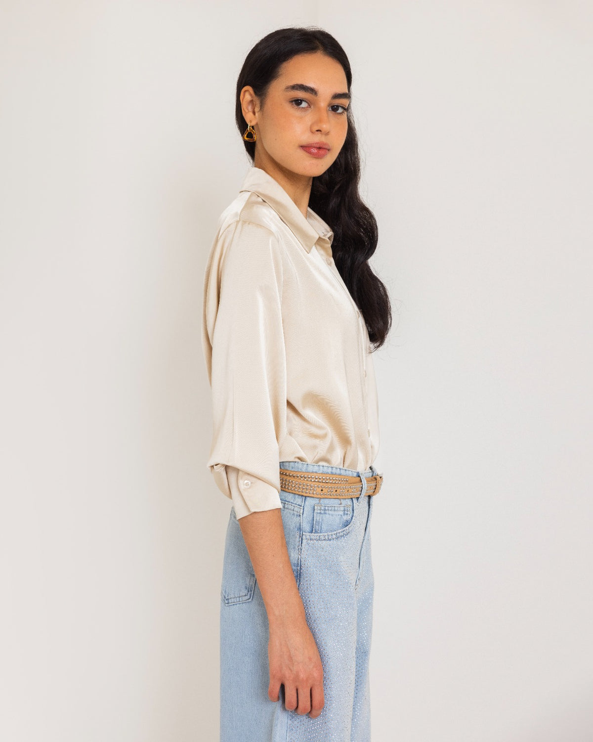FITTED SATIN SHIRT-BEIGE