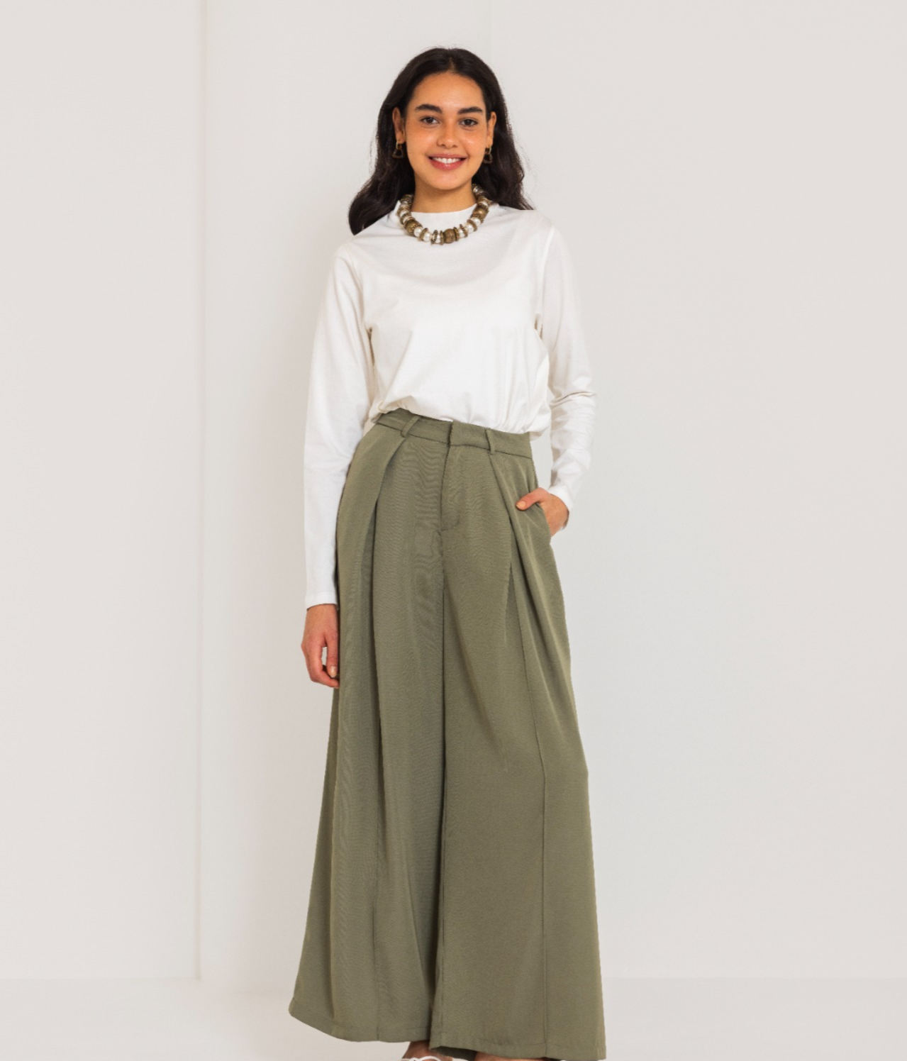 CLASSIC WIDE LEG PANTS-OLIVE