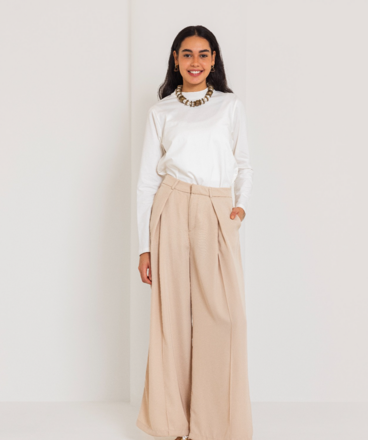 CLASSIC WIDE LEG PANTS-BEIGE