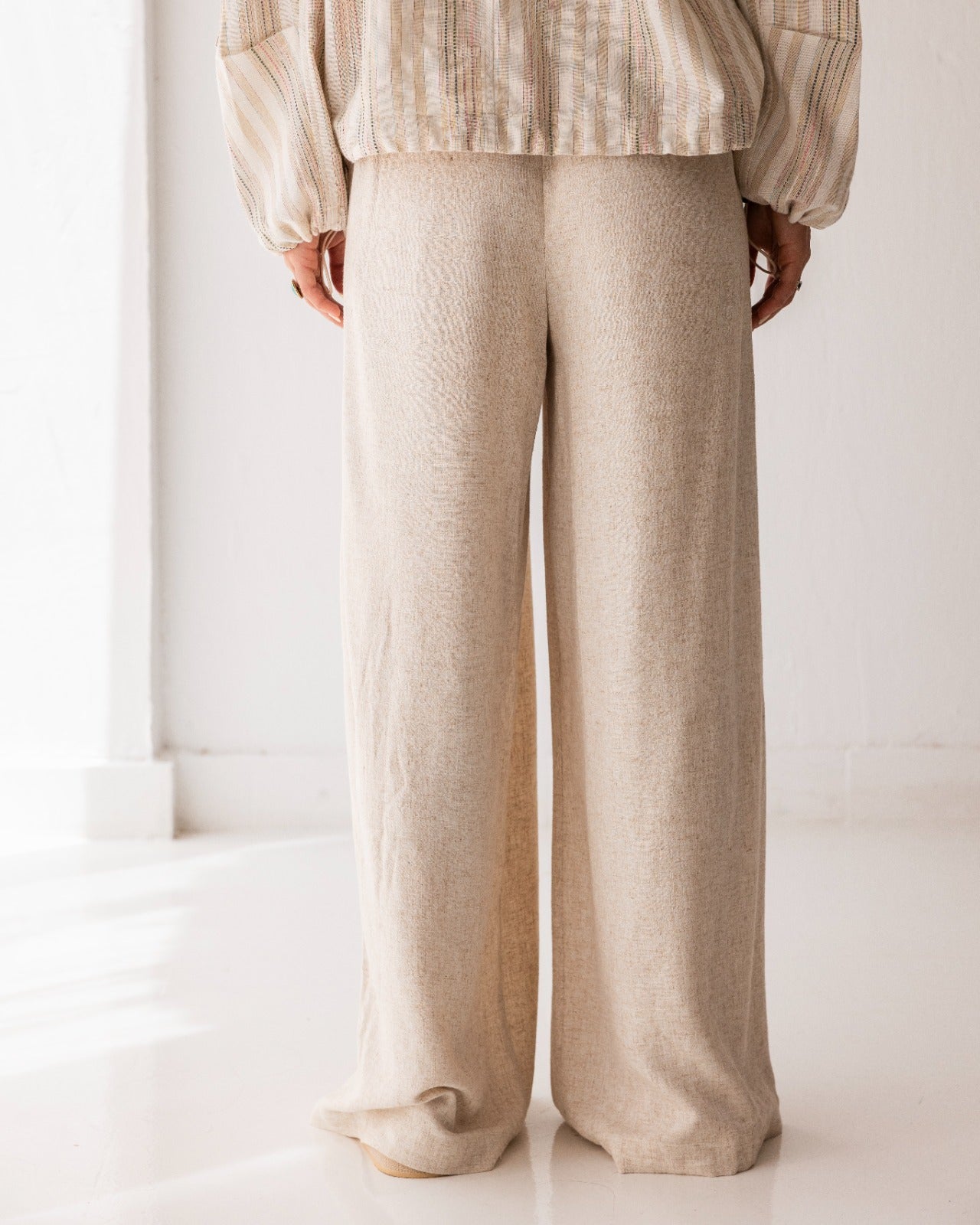 LINEN WIDE LEG PANTS-BEIGE