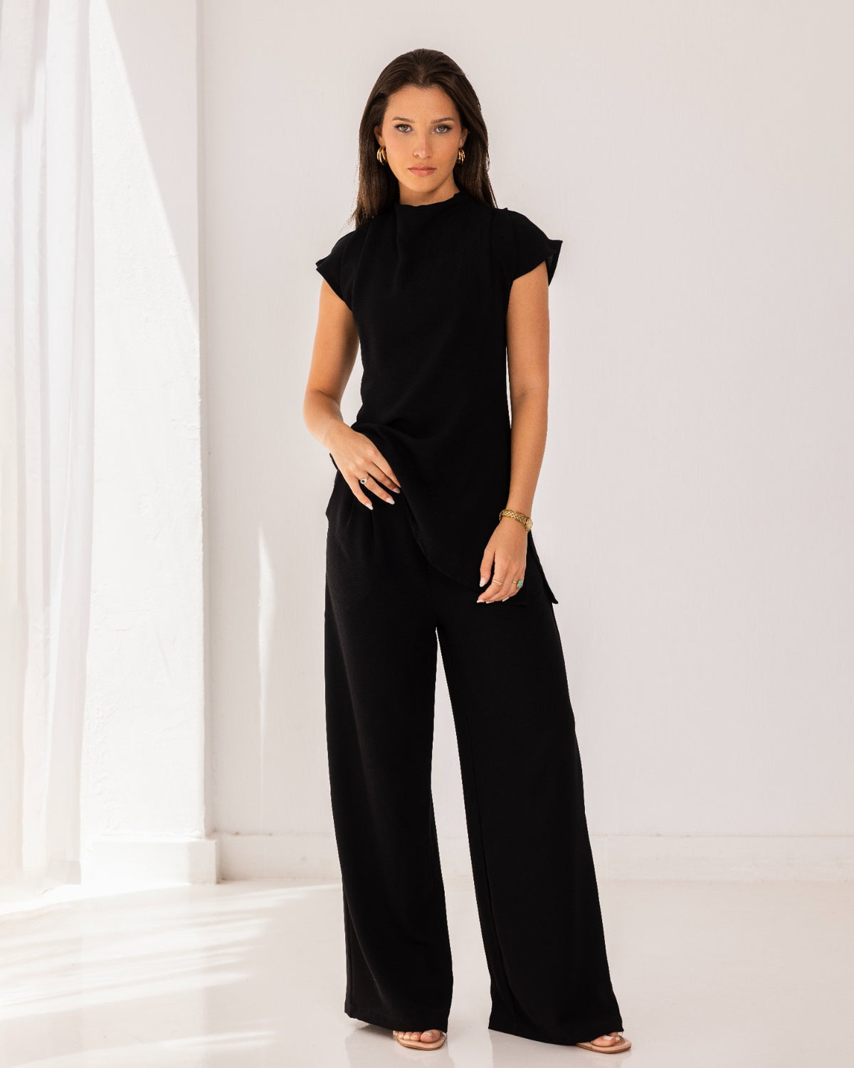 HIGH LOW DRAPPED TOP-BLACK