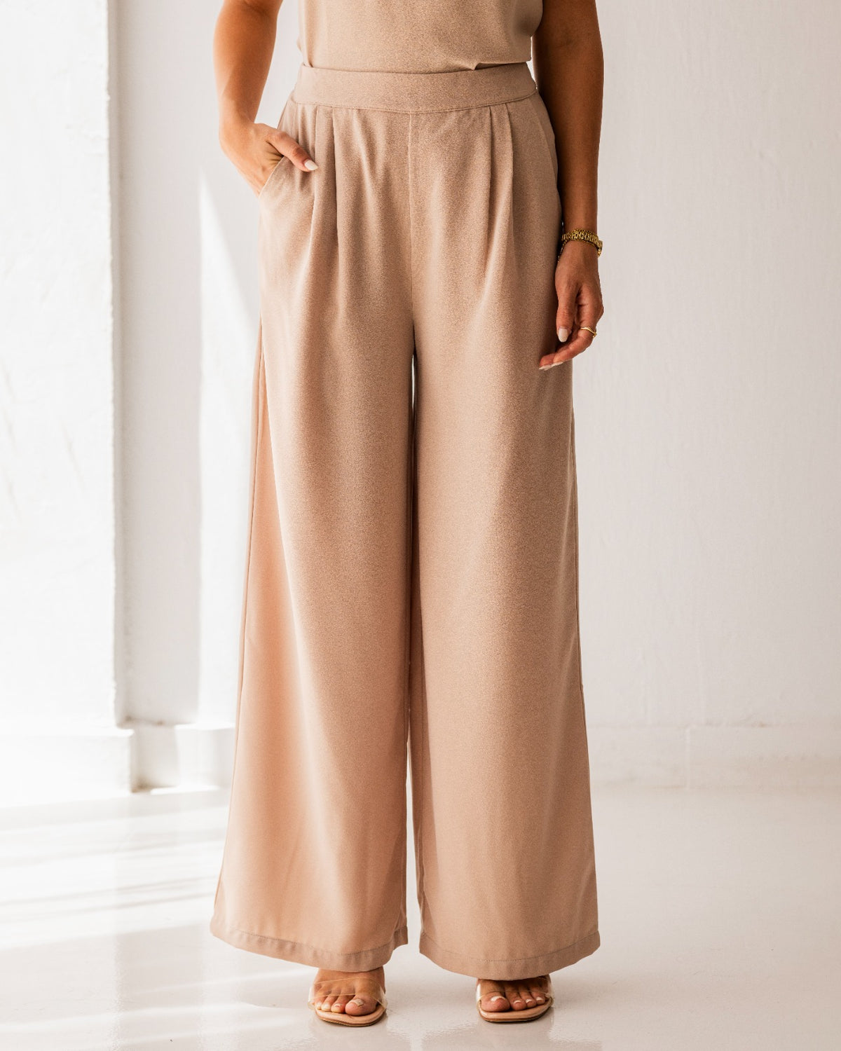 PLAIN LOW WAIST PANTS-BEIGE
