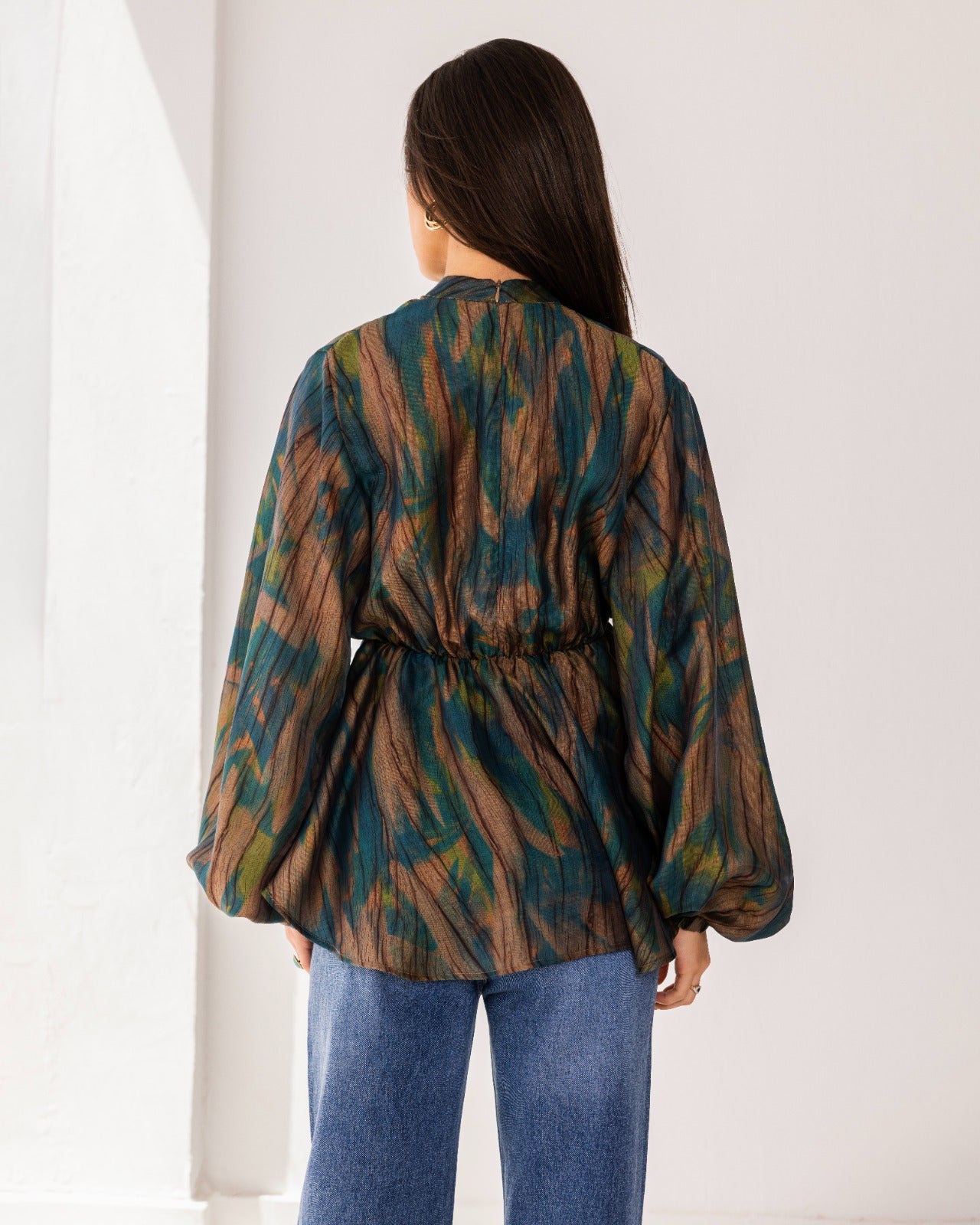 PUFFY SLEEVES CROPPED BLOUSE-MIXED COLOR