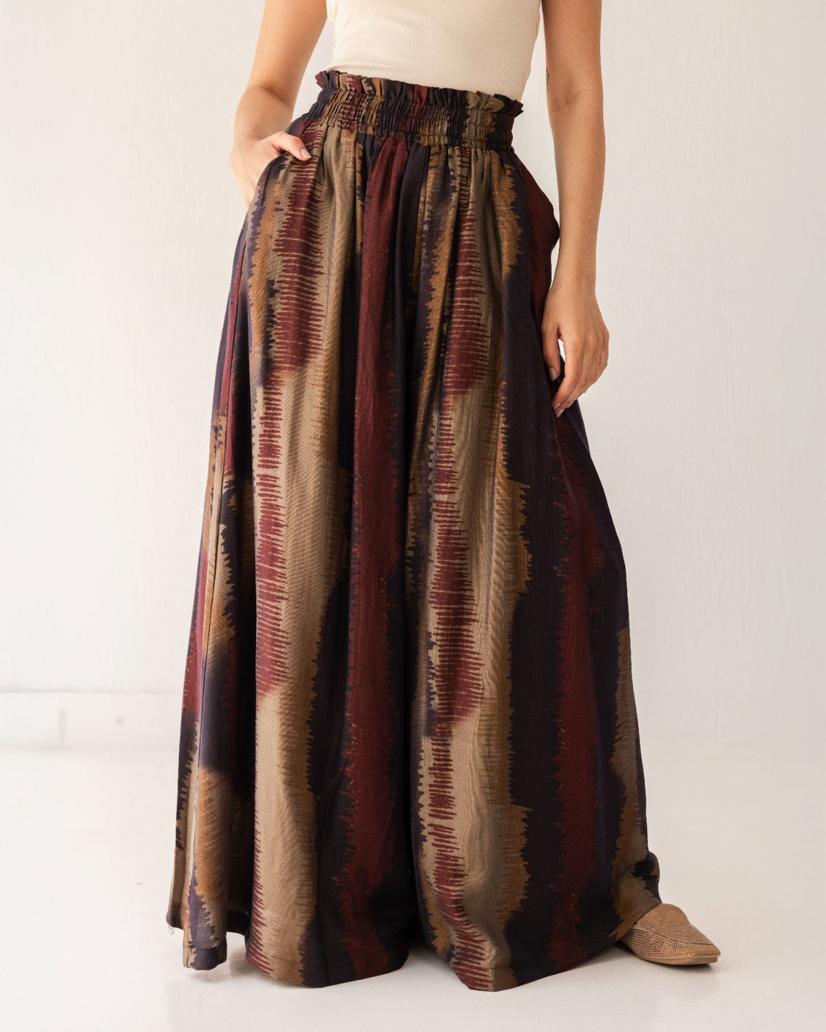HIGH WAIST PRINTED PANTS-MAROON