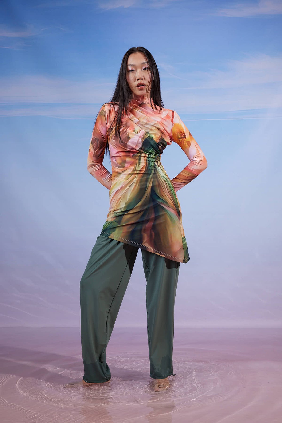 VELVET TIDE SWIMSUIT TOP-SIMON ( MODEST LOOK )