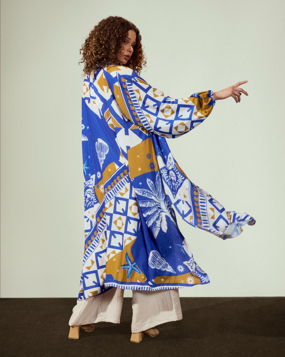 BORDERED PRINTED CARDIGAN-BLUE