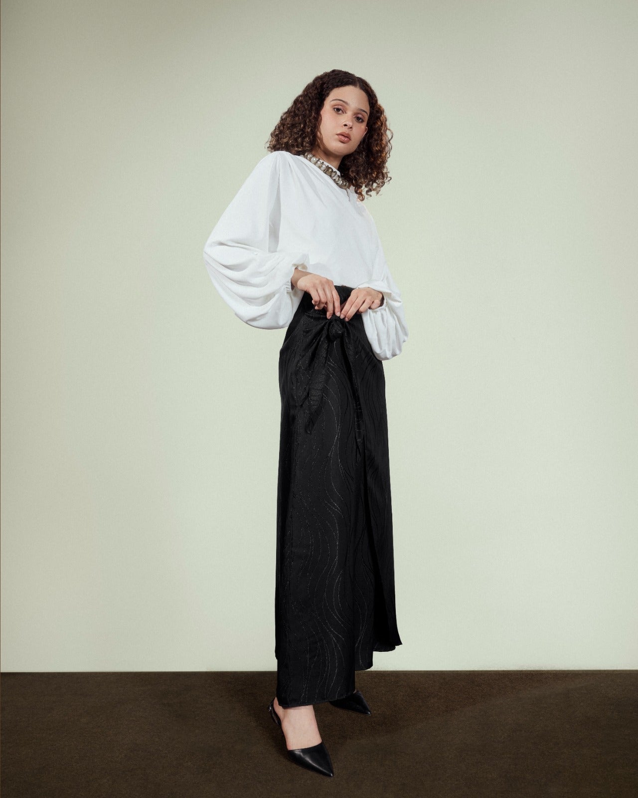 EMBROIDEREY WRAPPED SKIRT-BLACK
