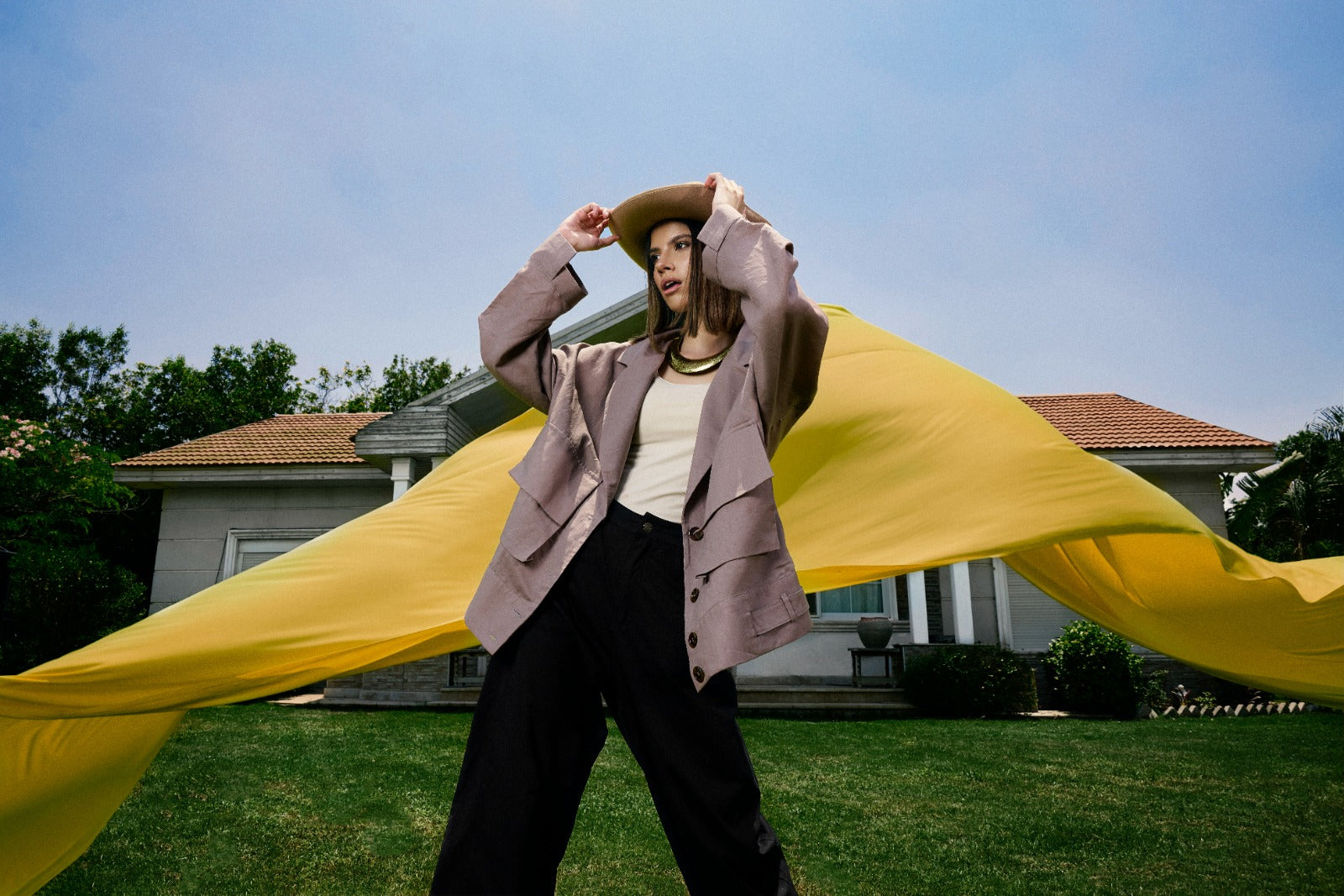 LINEN OVERSIZED JACKET