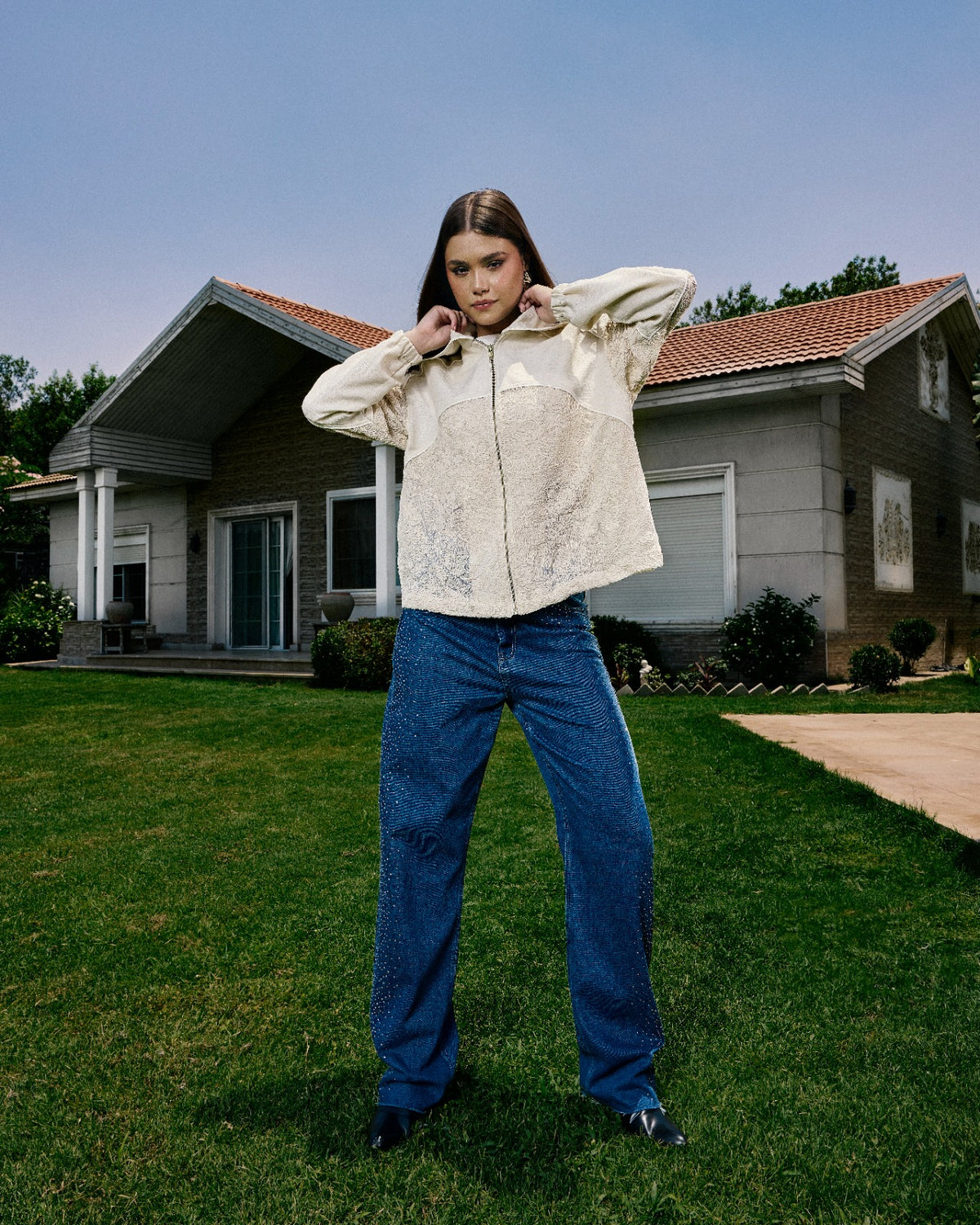 EMBRODIERY JACKET-BEIGE