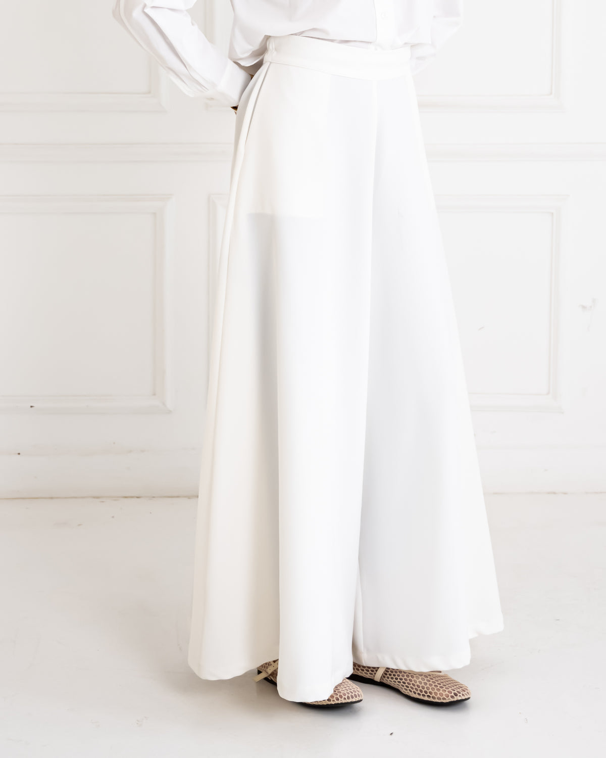 PLAIN WIDE LEG PANT-WHITE