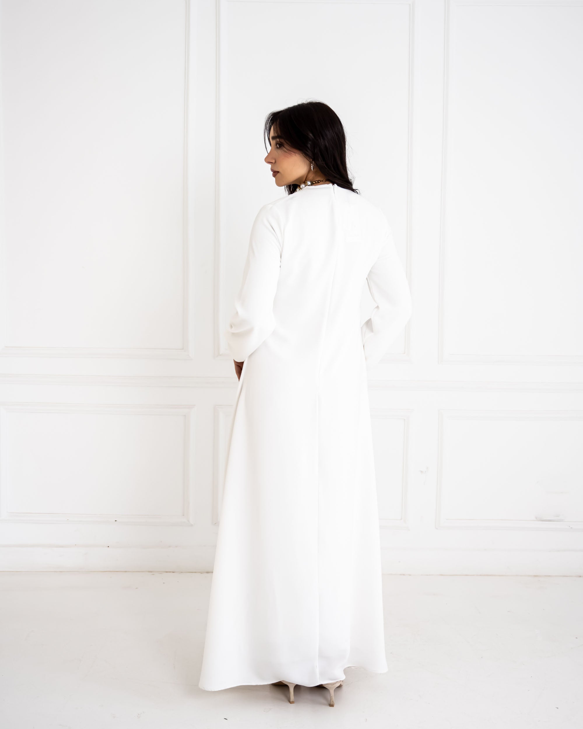 plain basic dress-WHITE