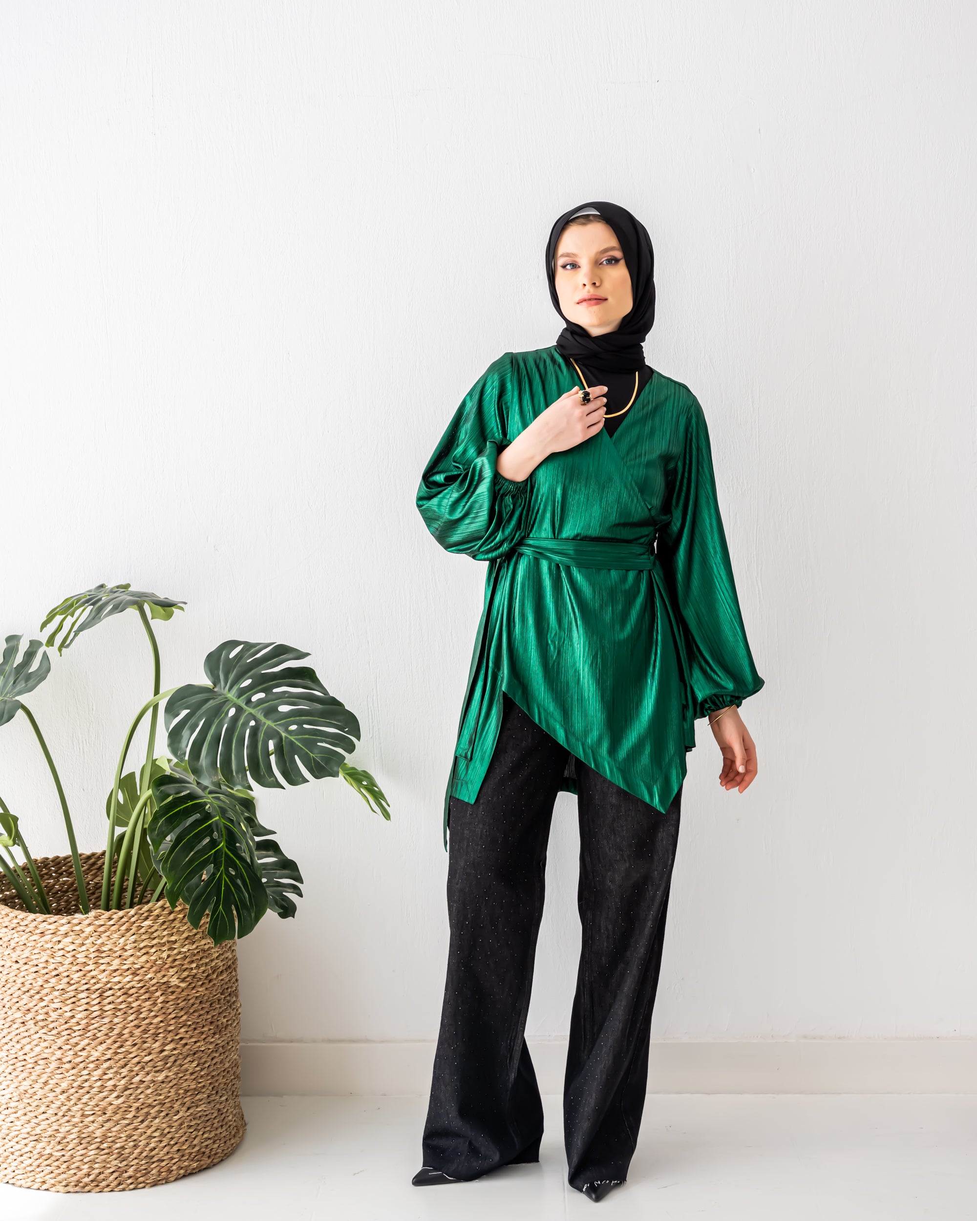 HIGH LOW METALIC BLOUSE -GREEN