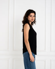 SLEEVELESS PLISSE BASIC BLOUSE -BLACK