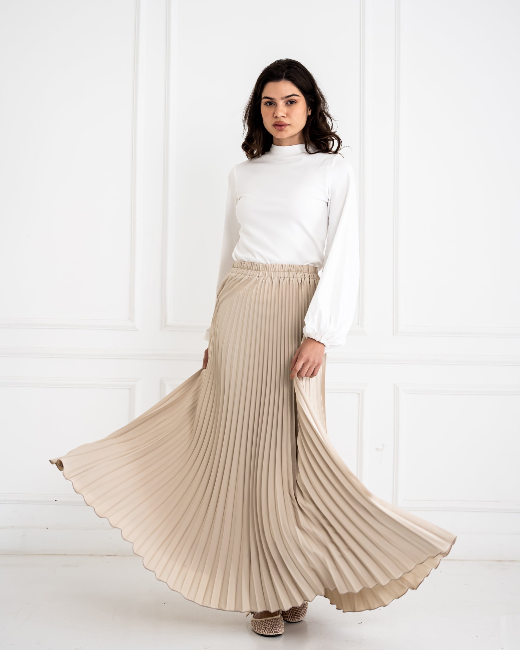 PLISSE CREPE SKIRT-BEIGE