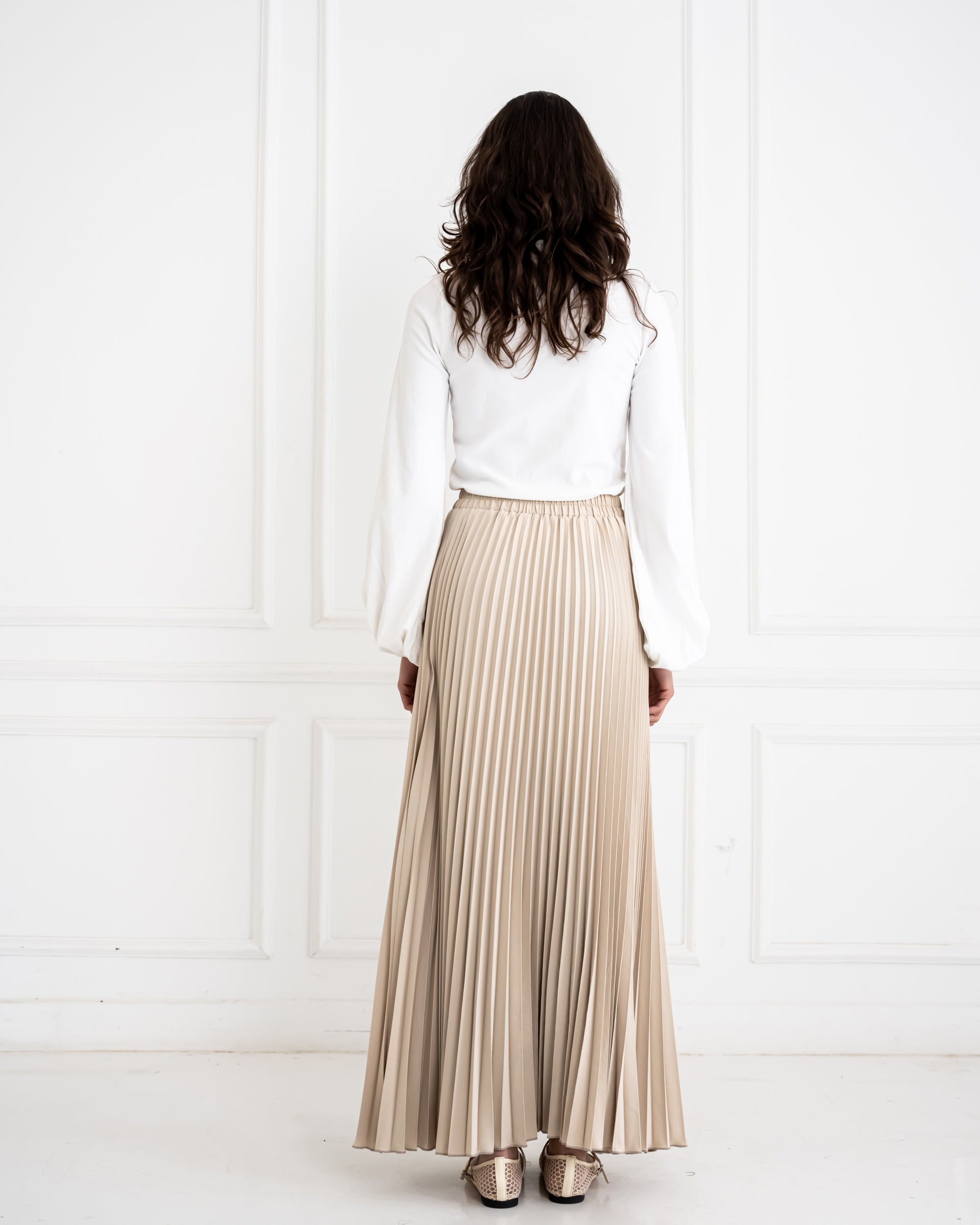 PLISSE CREPE SKIRT-BEIGE