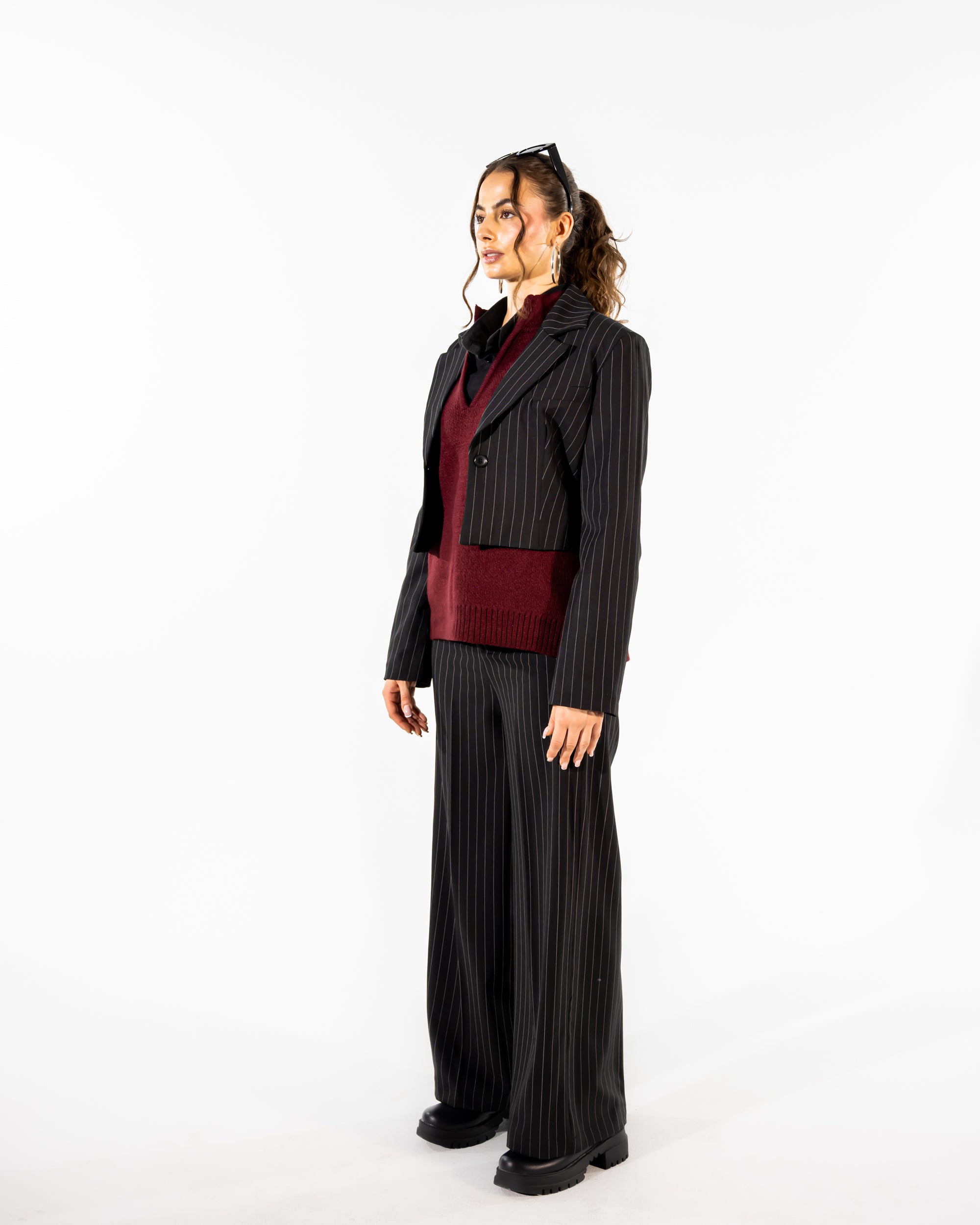 STRIPPED WIDE LEG PANTS-BLACK