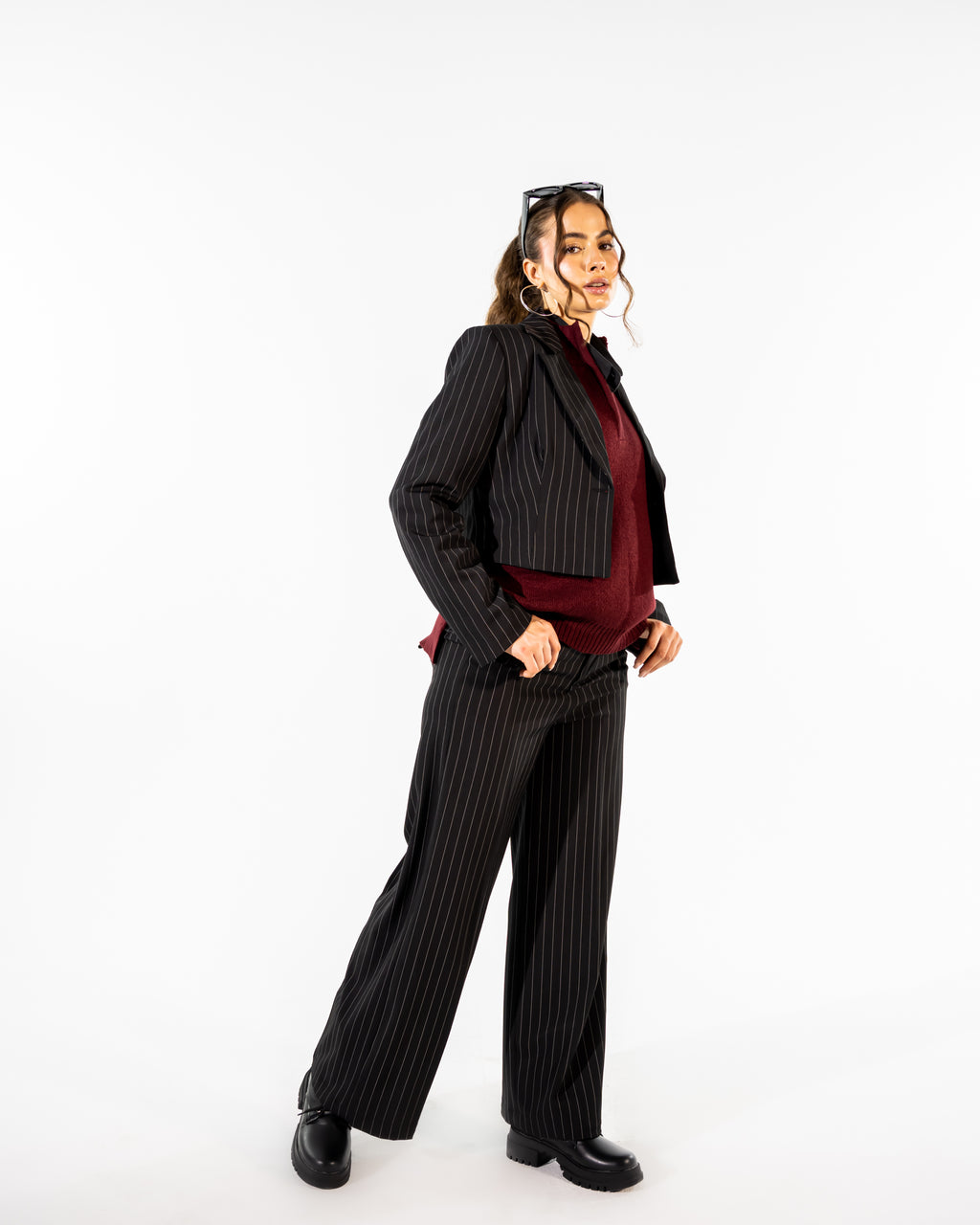 STRIPPED WIDE LEG PANTS-BLACK