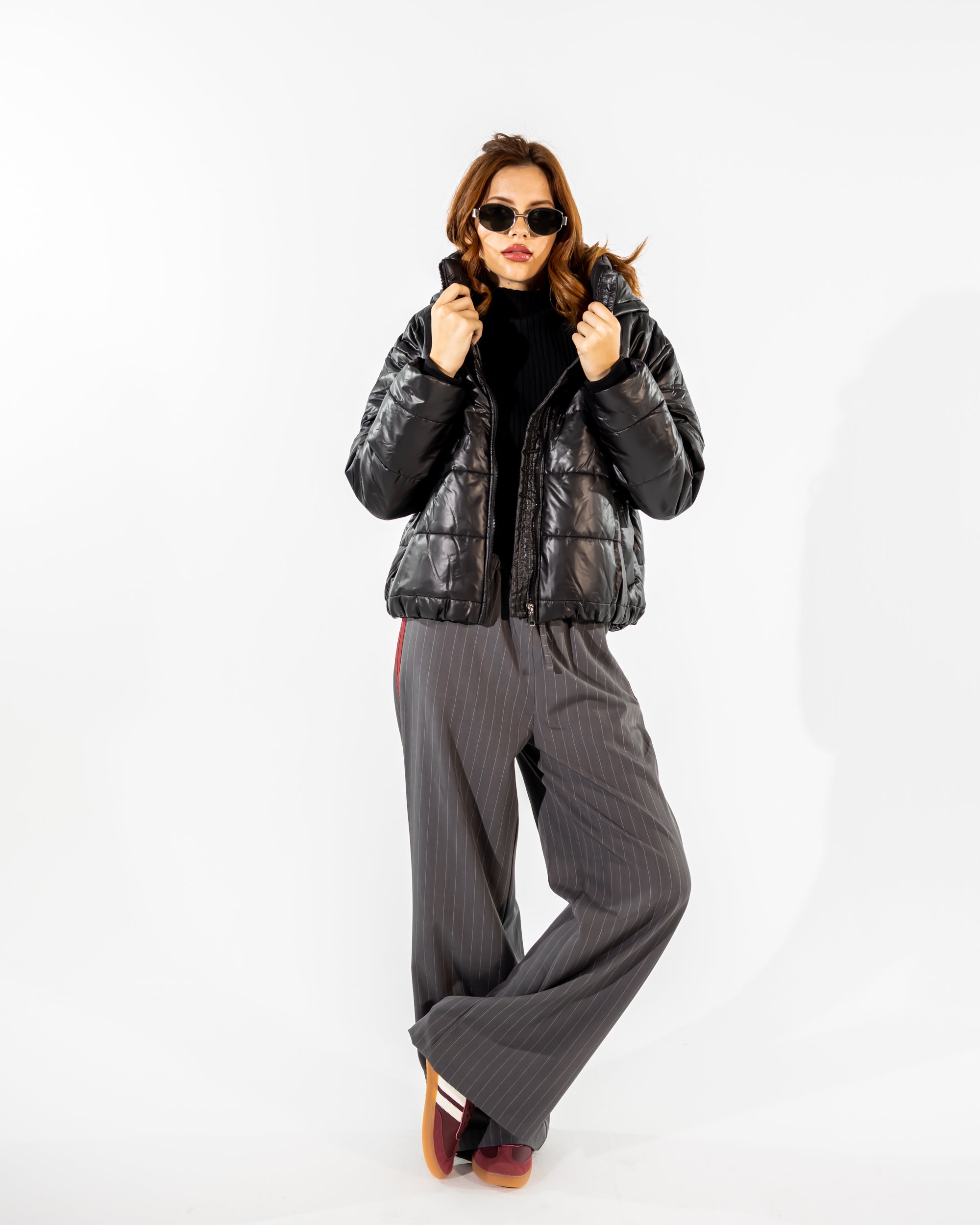 WIDE LEG PANTS WITH SIDE MARRON STRIPES -GRAY