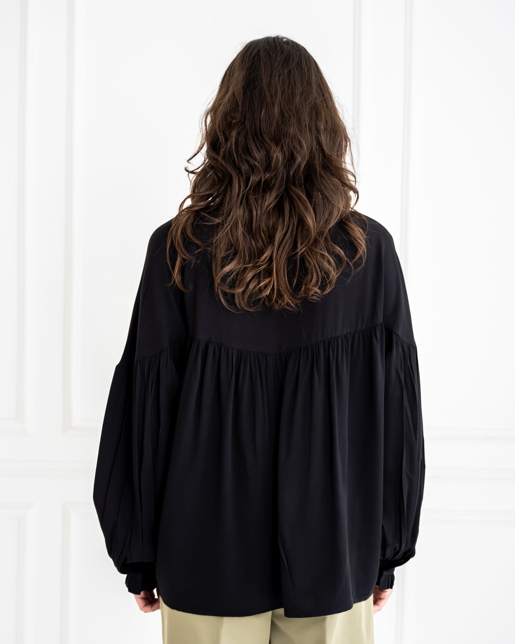 OVERSIZED COTTON BLOUSE -BLACK