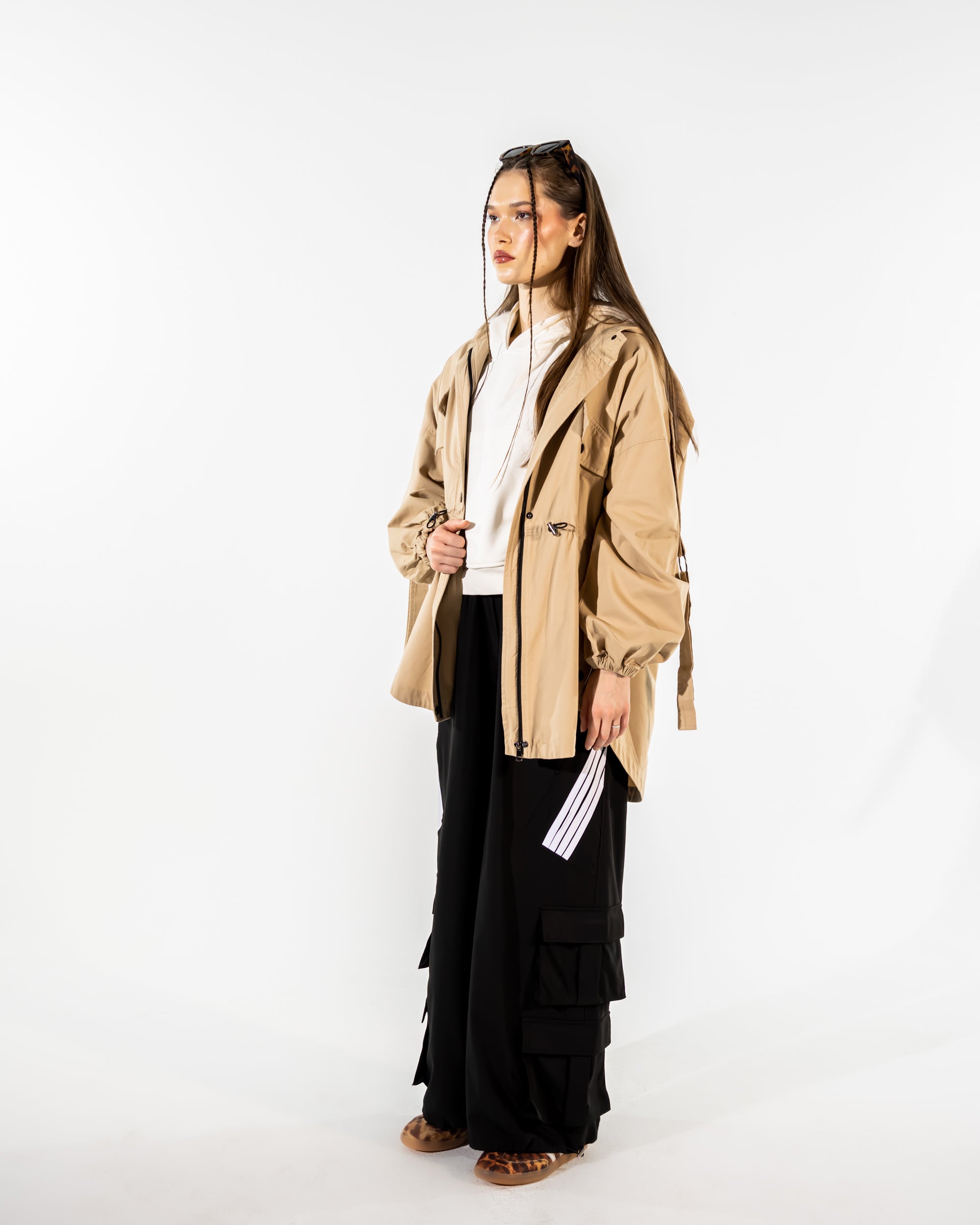 WITH HOODIE JACKET GABARDINE -BEIGE