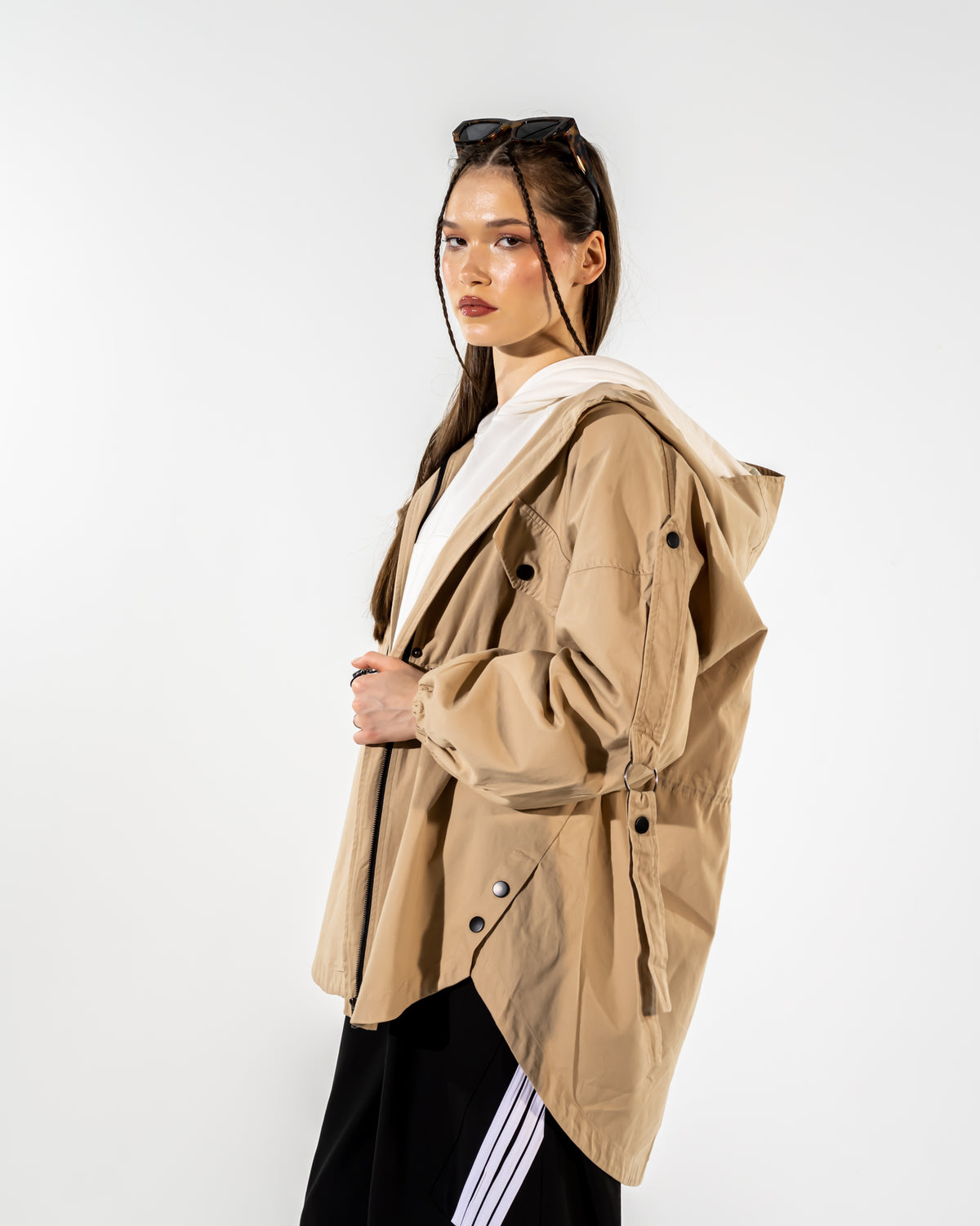 WITH HOODIE JACKET GABARDINE -BEIGE