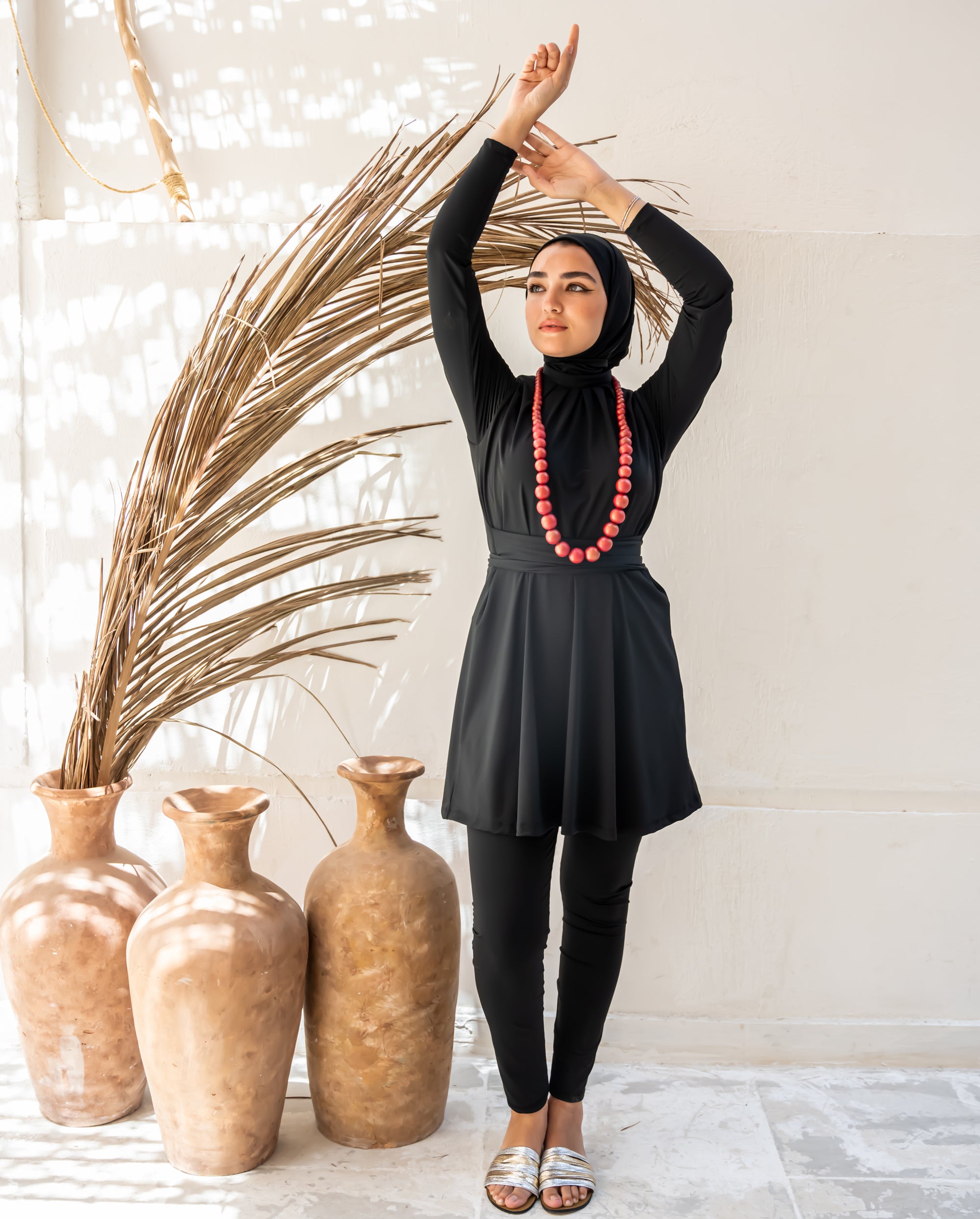 قميص سباحة سادة - أسود