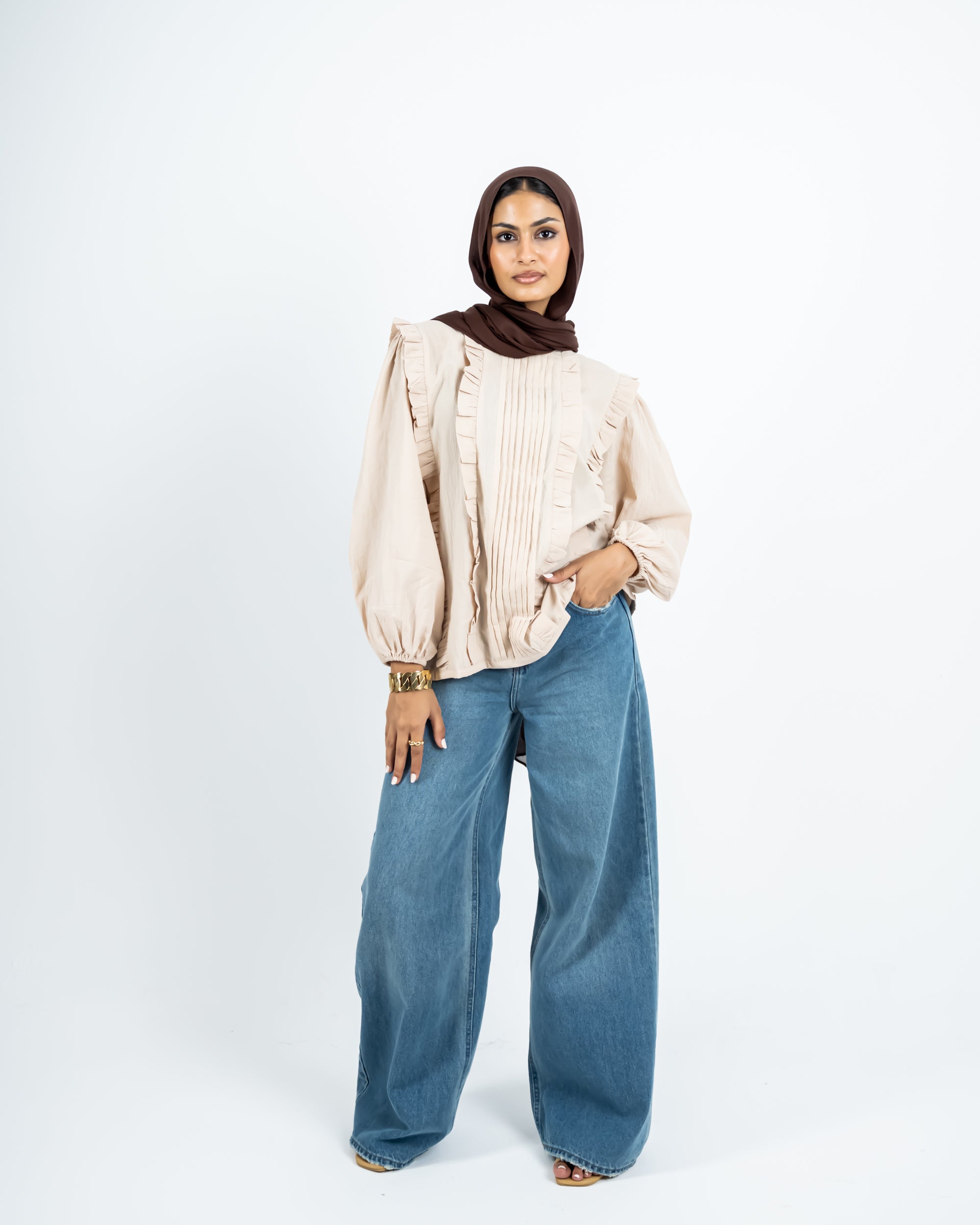 RUFFLED BLOUSE -CAFE