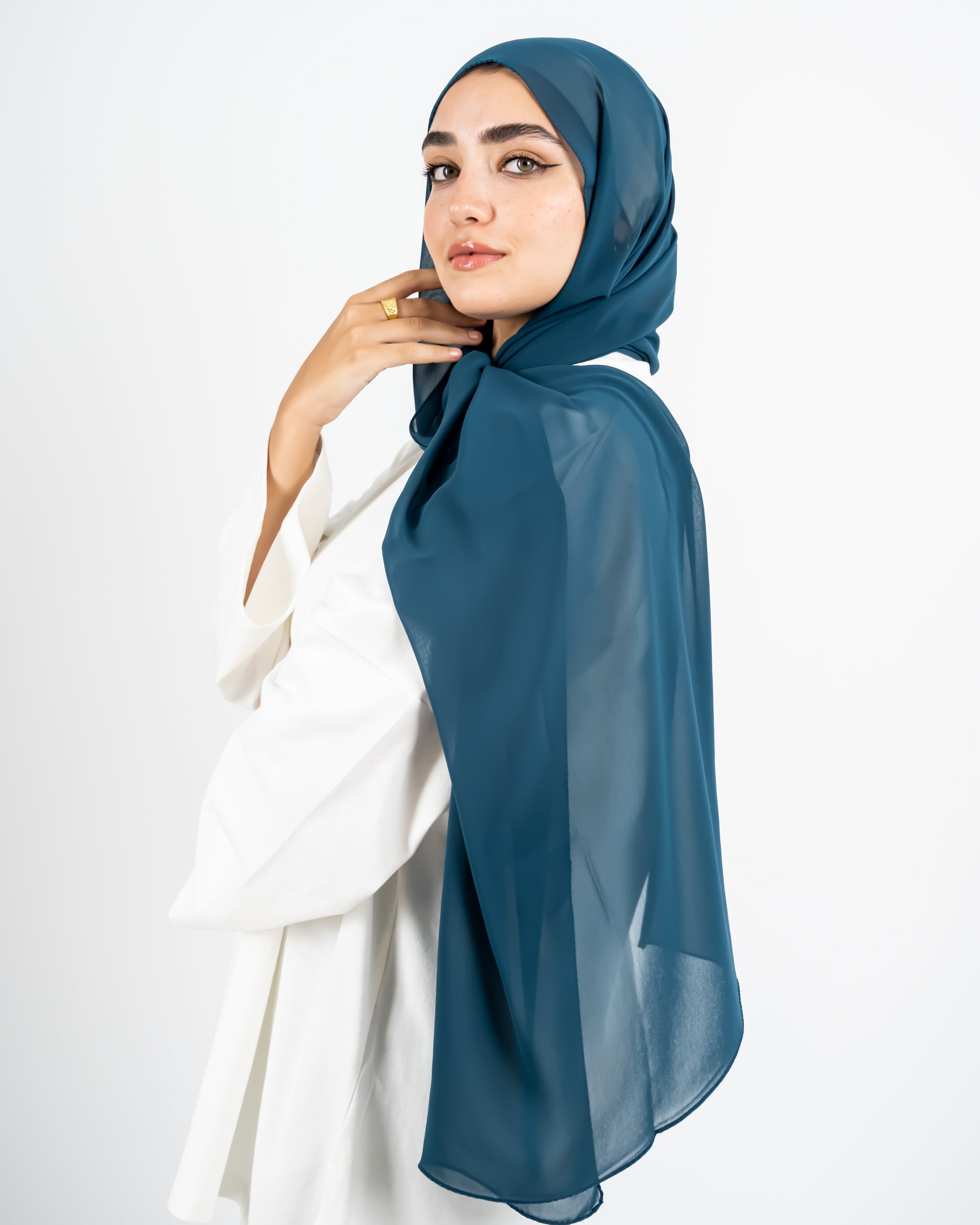 وشاح شيفون - بترولي
