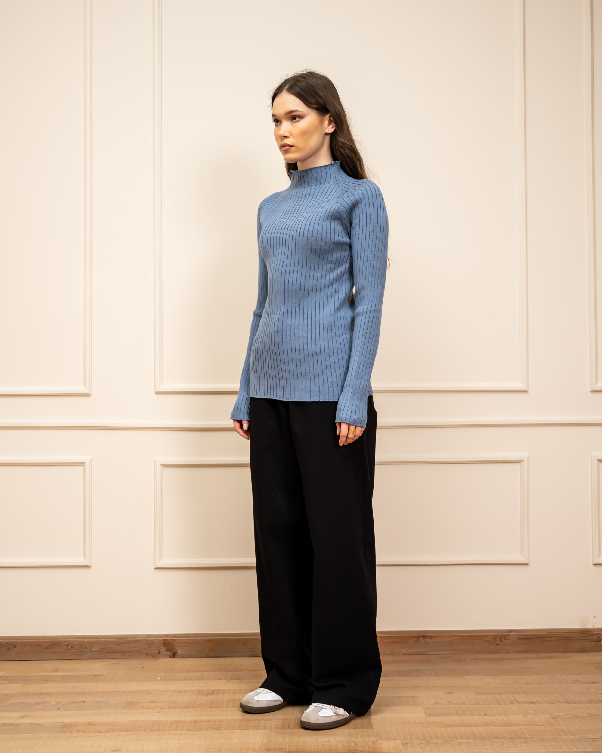 STRAIGHT GABARDINE PANTS -BLACK