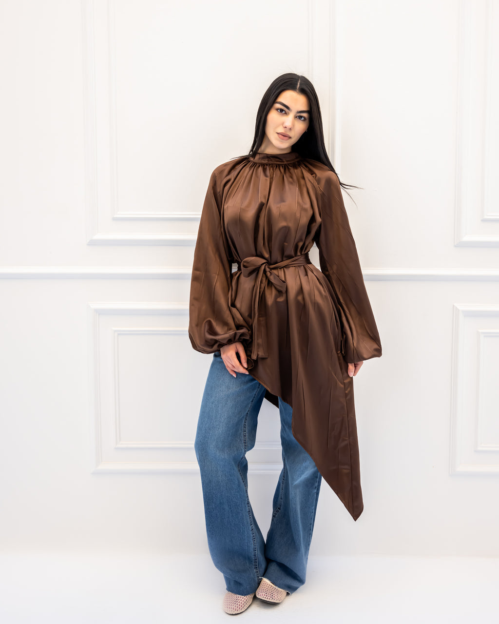 CRINKLE HIGH LOW BLOUSE-BROWN