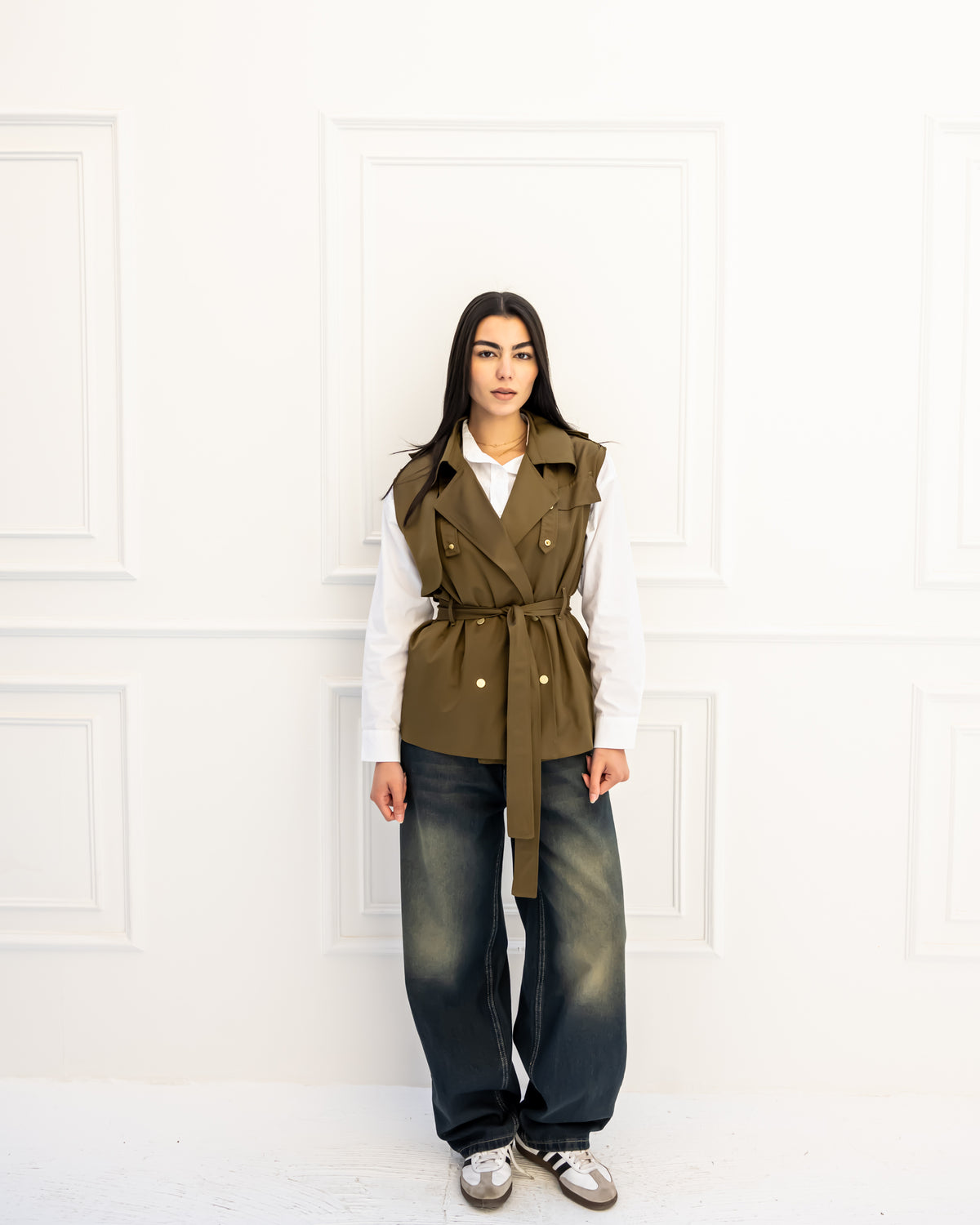 SLEEVELESS GABARDINE VEST -OLIVE