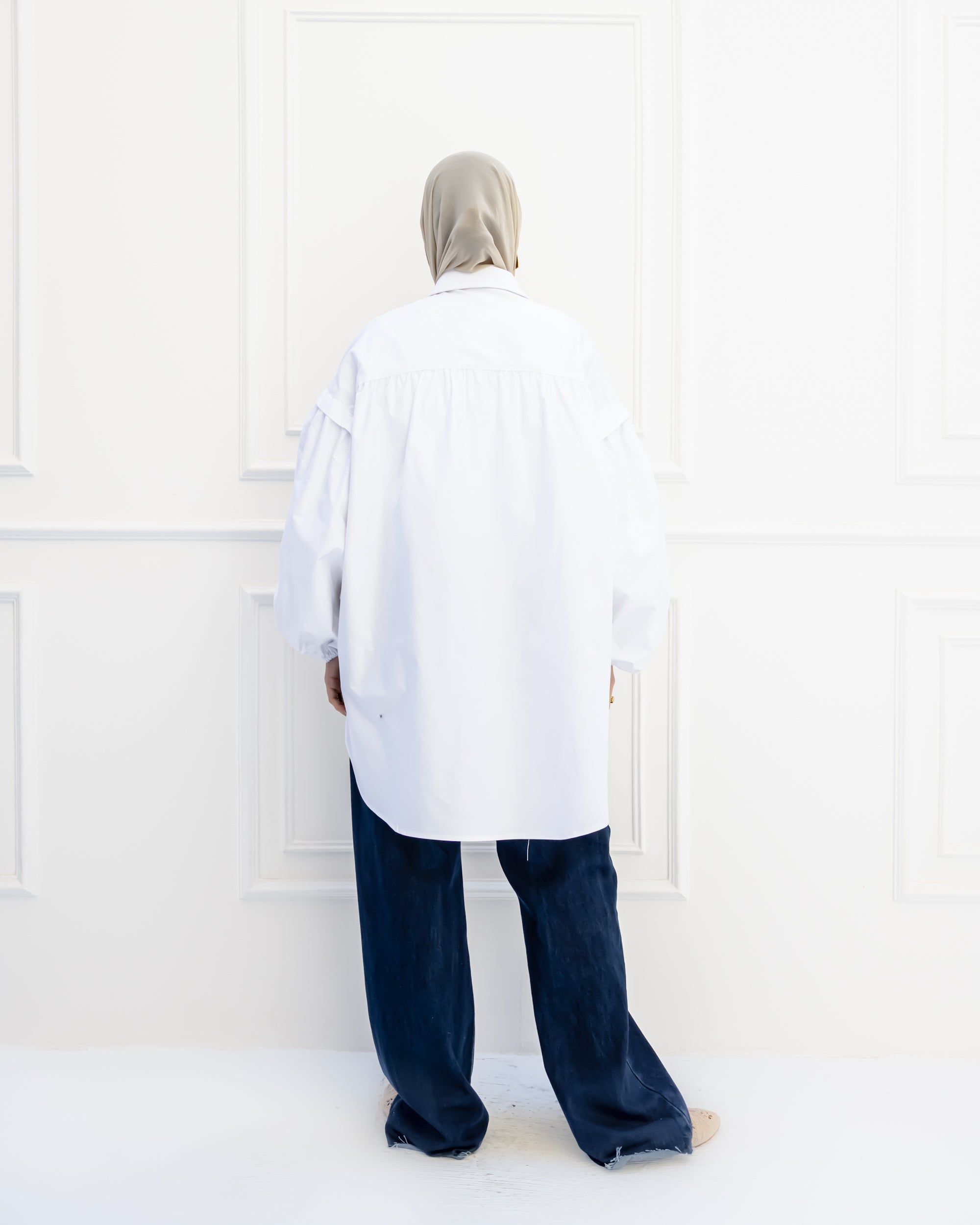 PLAIN OVERSIZED BLOUSE-WHITE