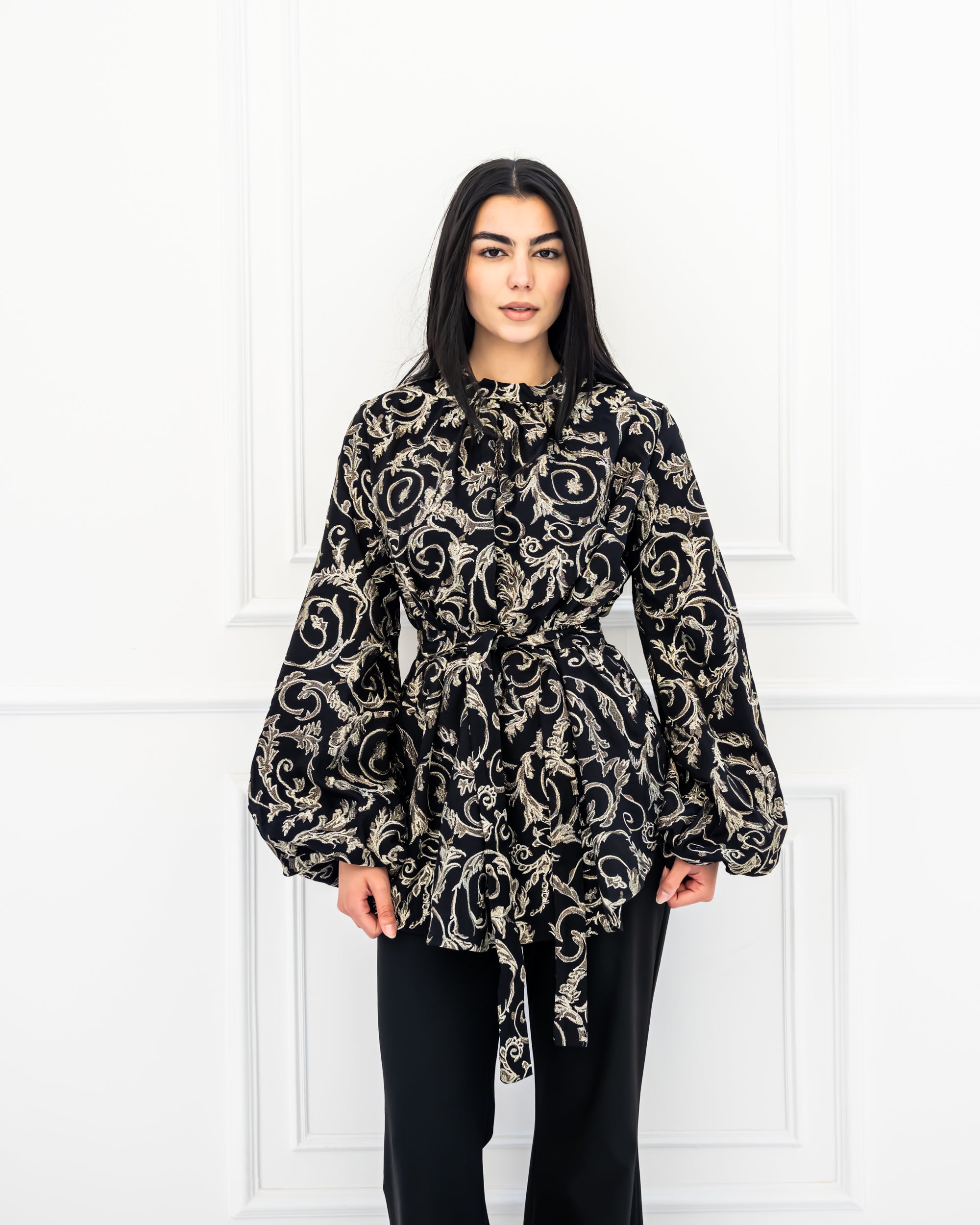 ROYAL BLOUSE-BLACK