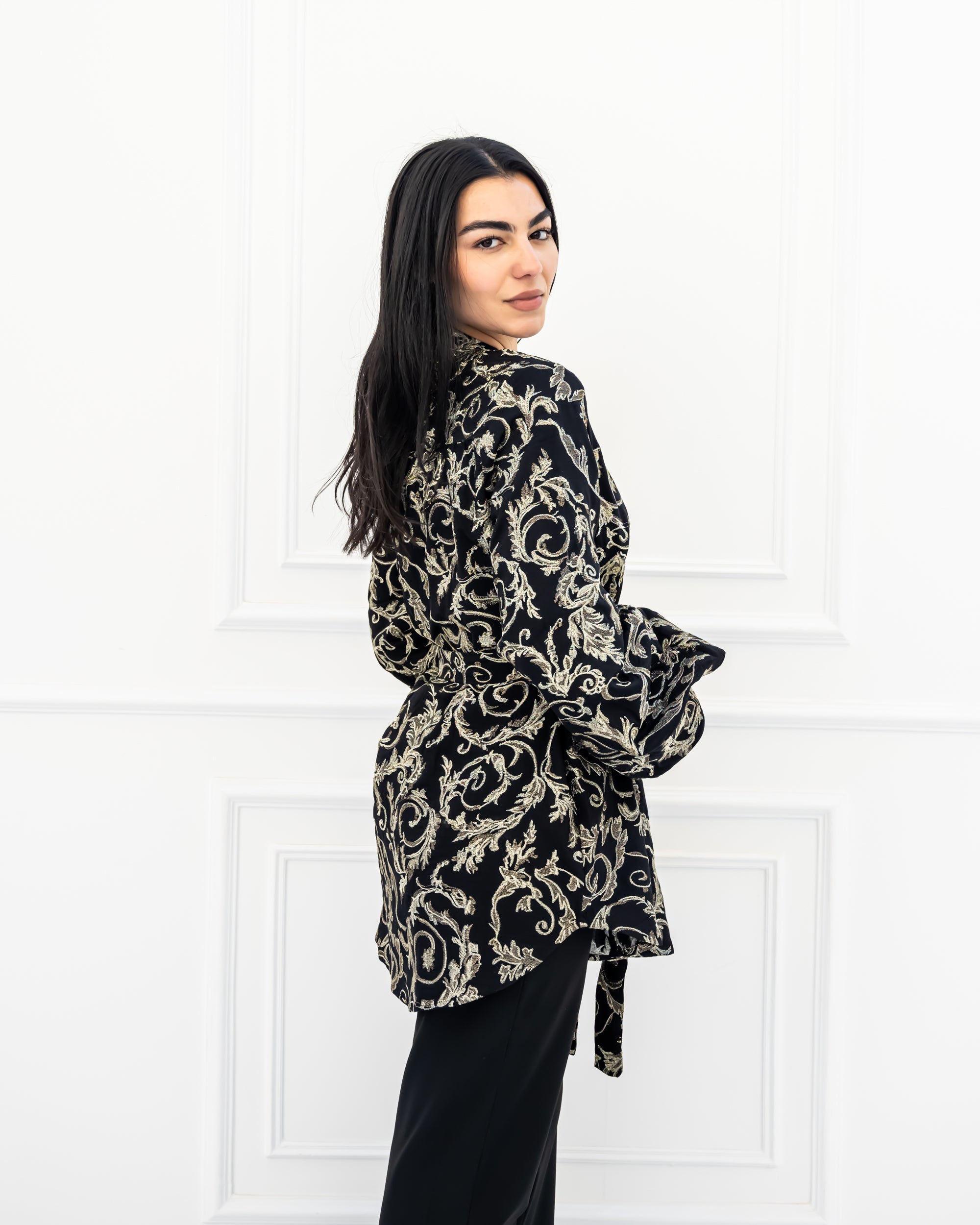 ROYAL BLOUSE-BLACK