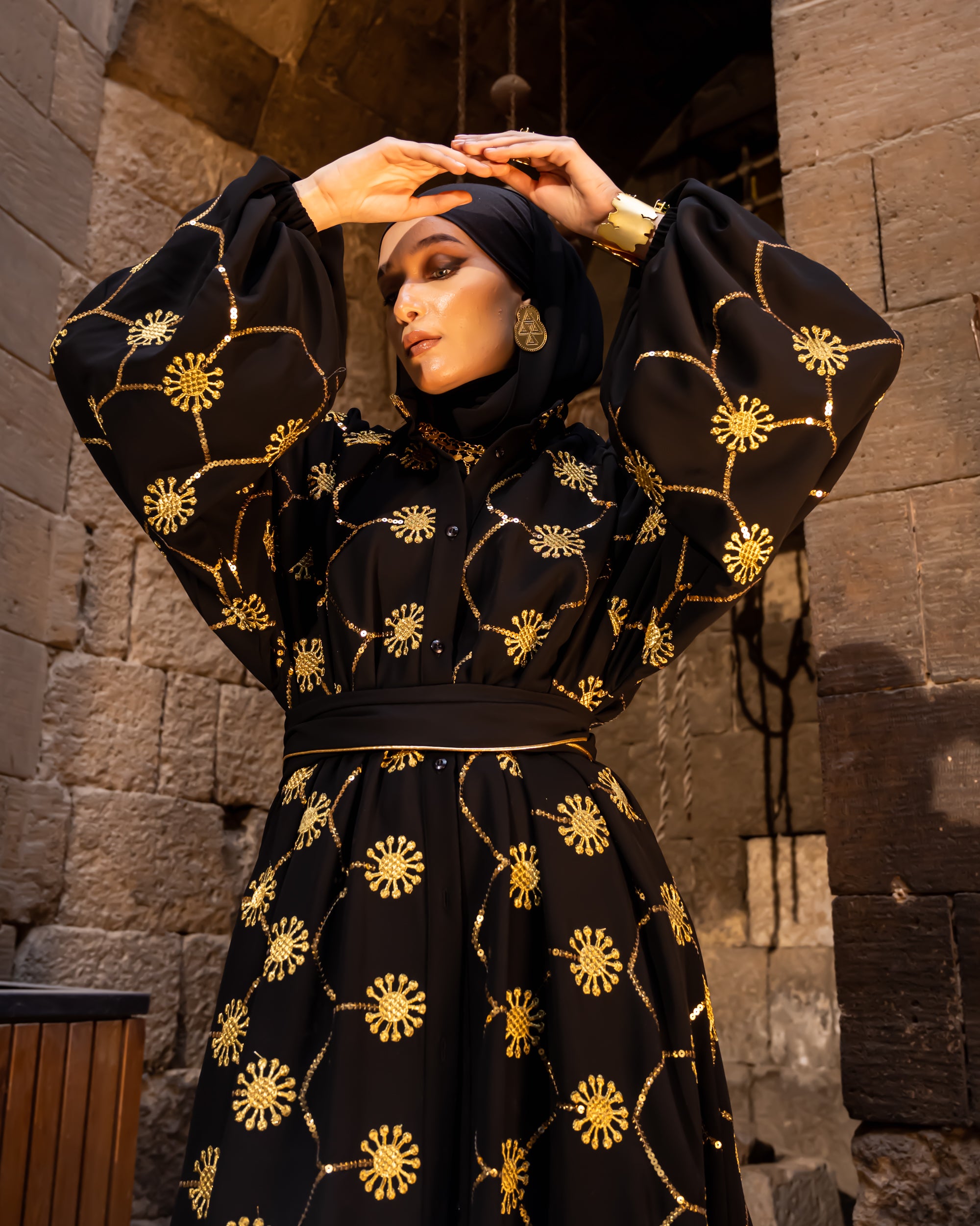 GOLDEN EMBROIDERED DRESS -BLACK&GOLD