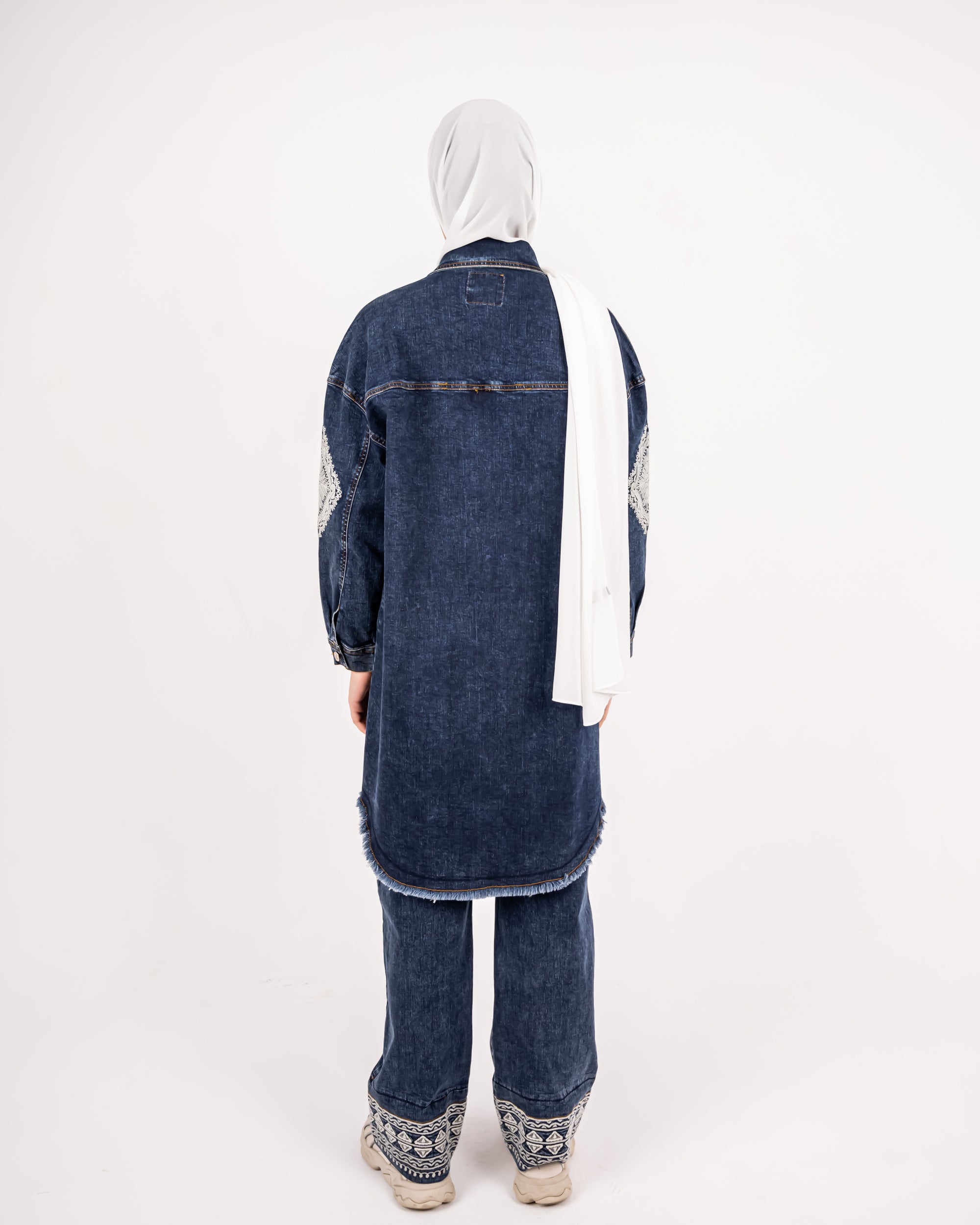 EMBROIDERED DENIM LONG OVERSHIRT -BLUE BLACK