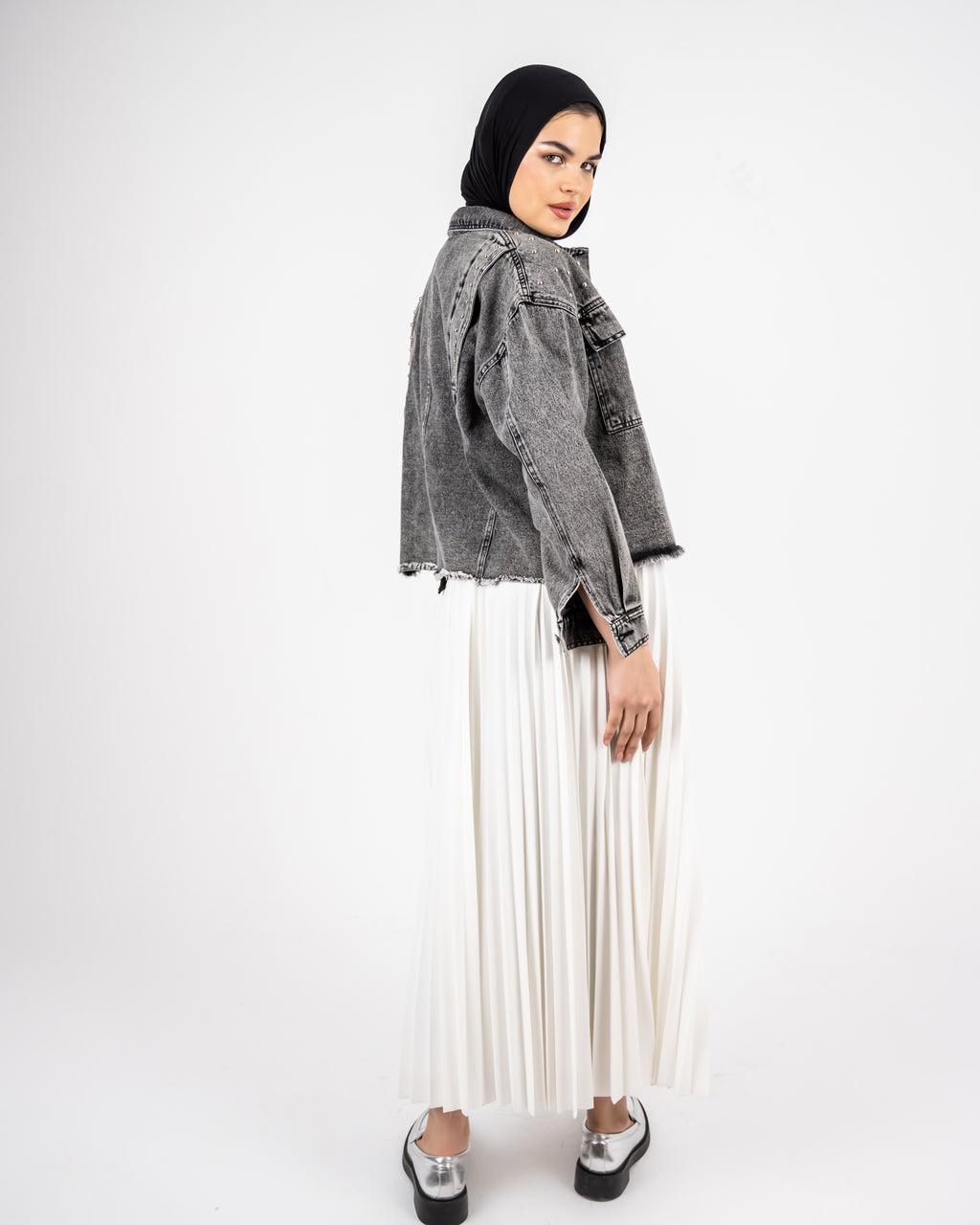 CROPPED DENIM JACKET -DARK GRAY