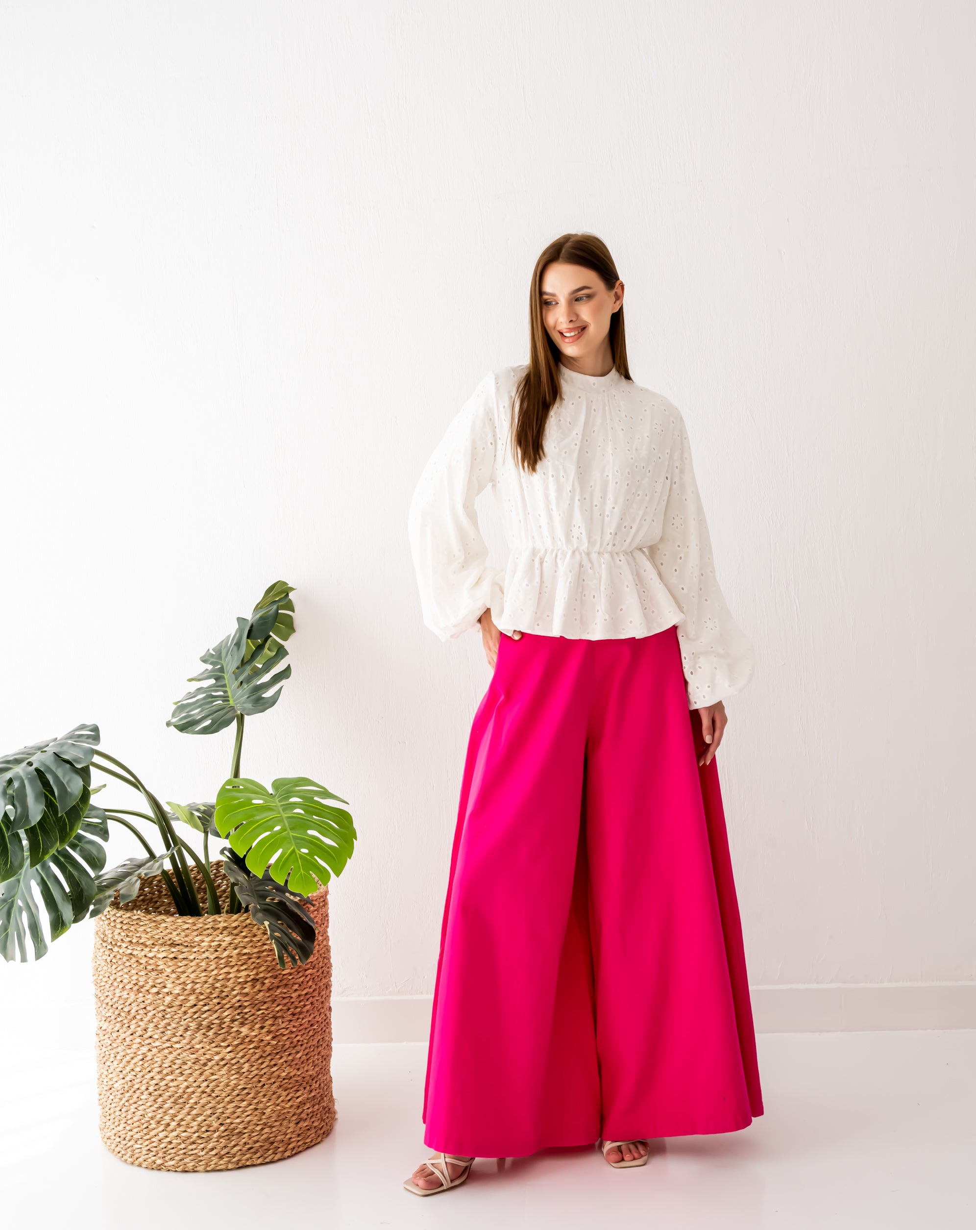 GABARDINE WIDE LEG PANTS-FOSHIA