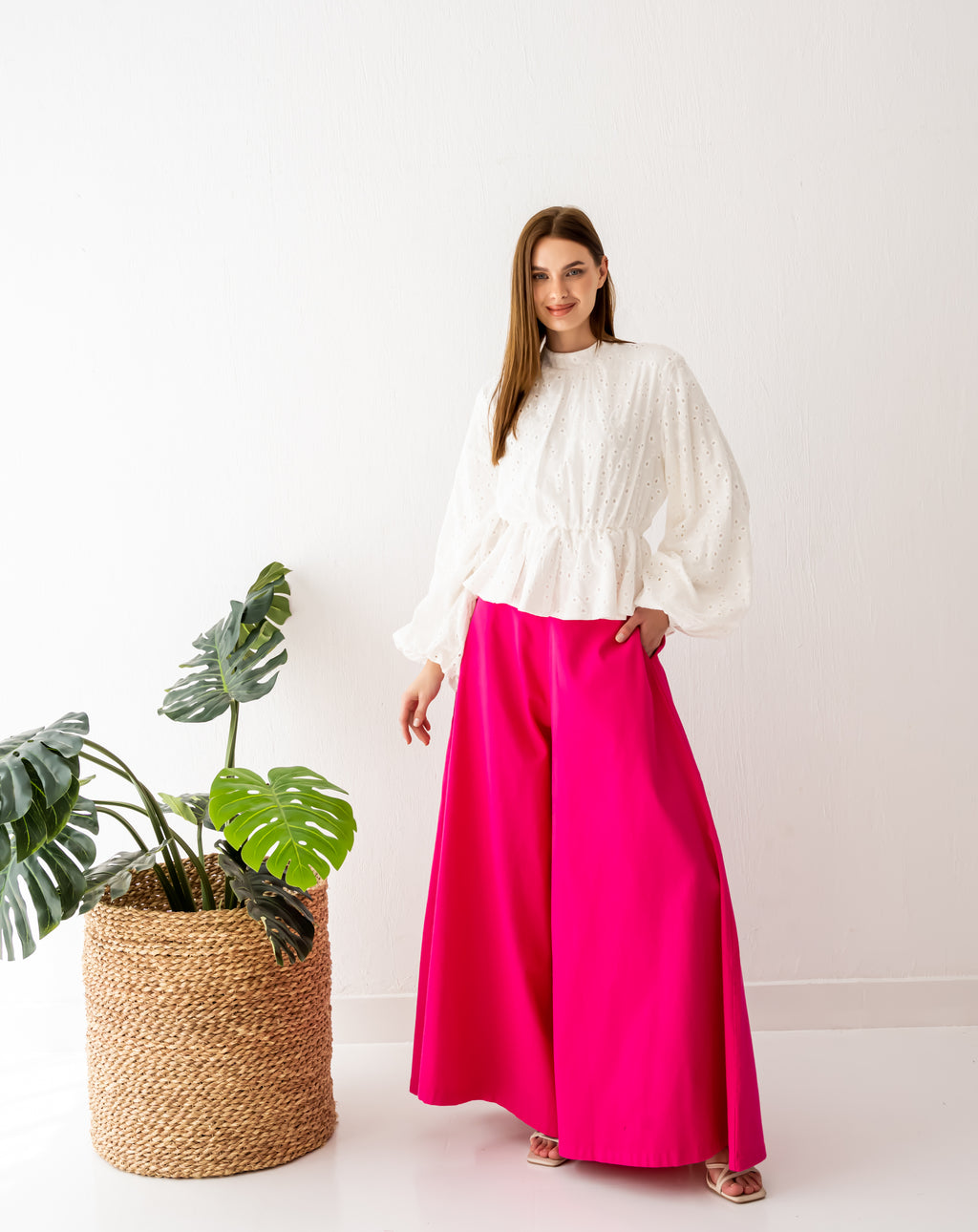 GABARDINE WIDE LEG PANTS-FOSHIA