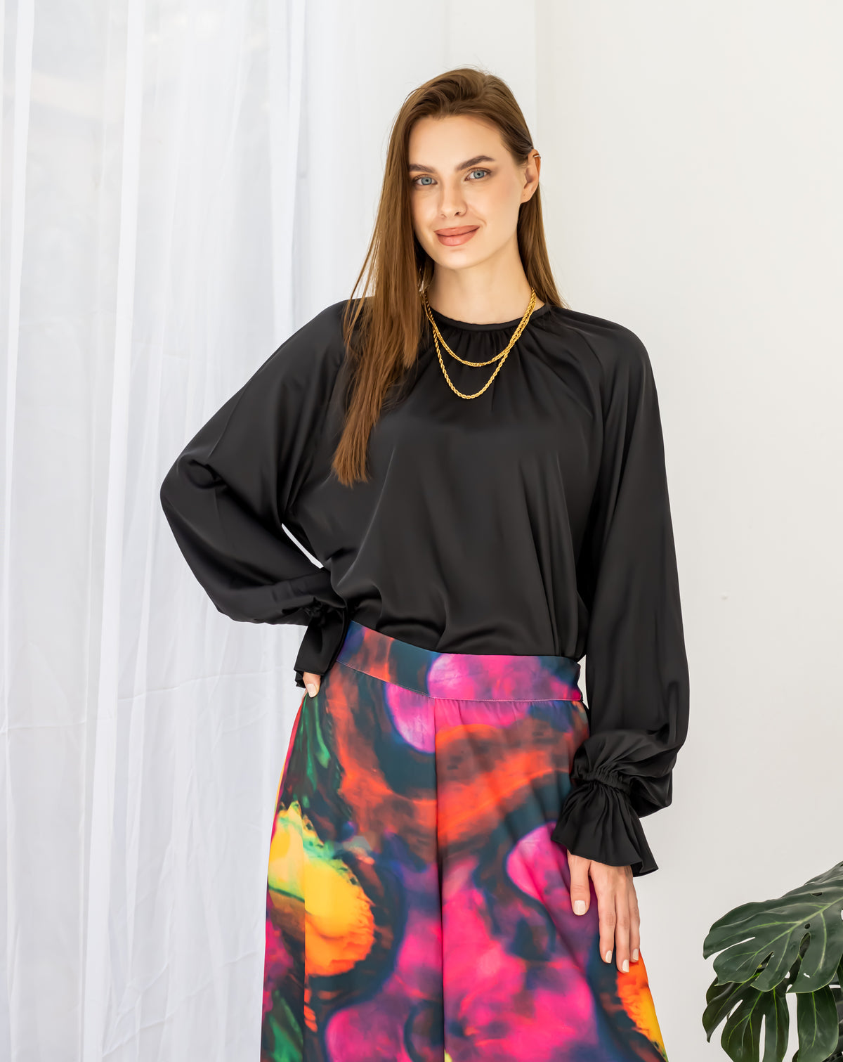 SATIN BLOUSE -BLACK