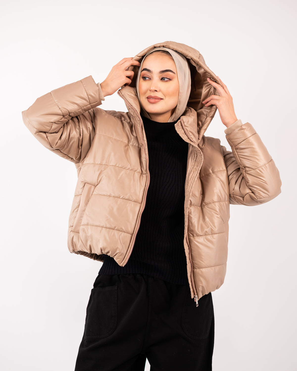 HOODED PUFFER JACKET-CAFE