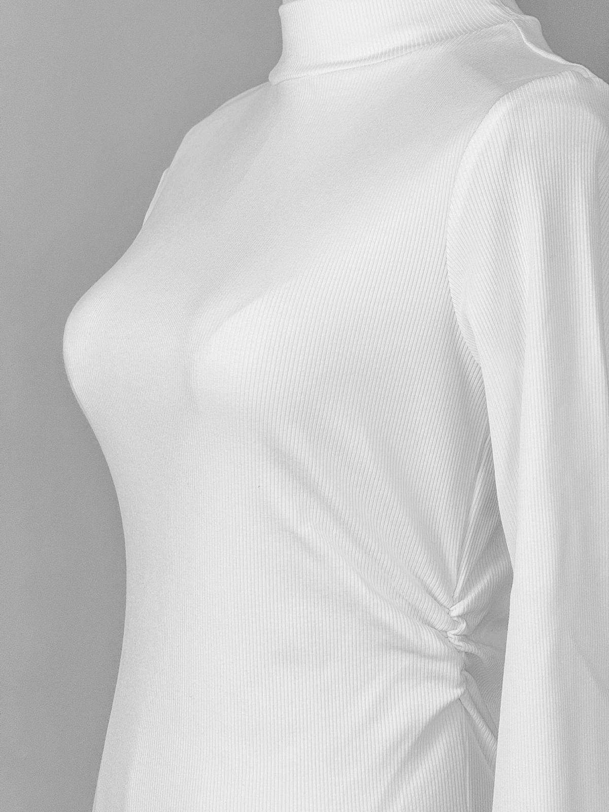 RIBBED BASIC TOP -WHITE